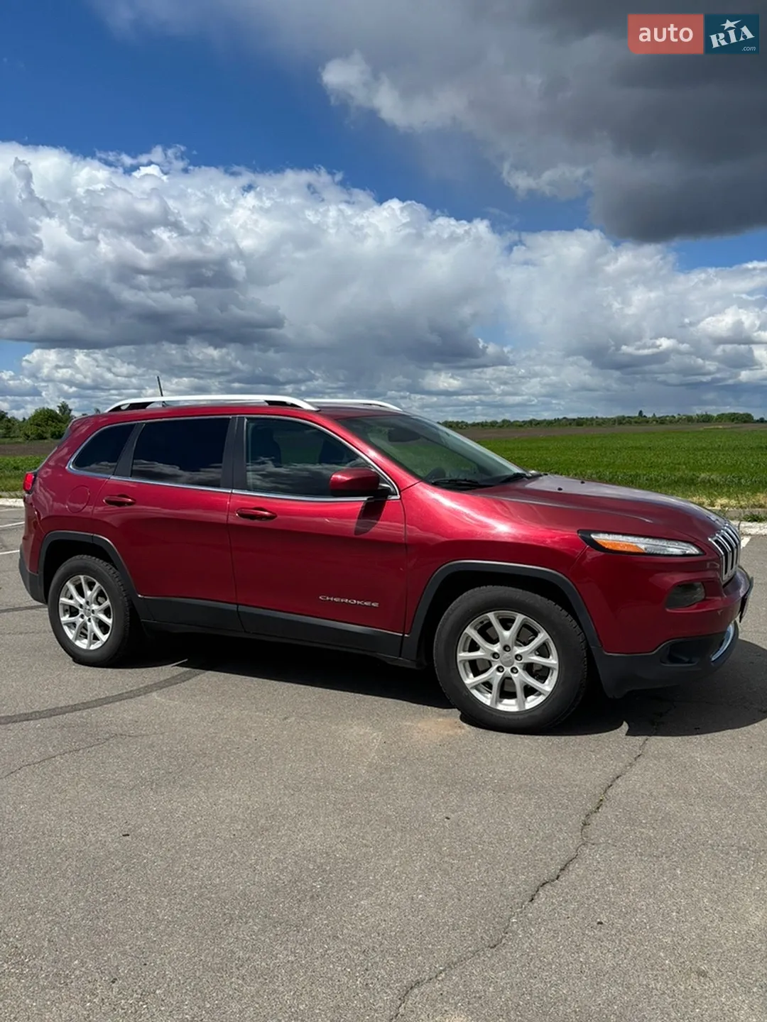 2016 Jeep Cherokee - мініатюра 2