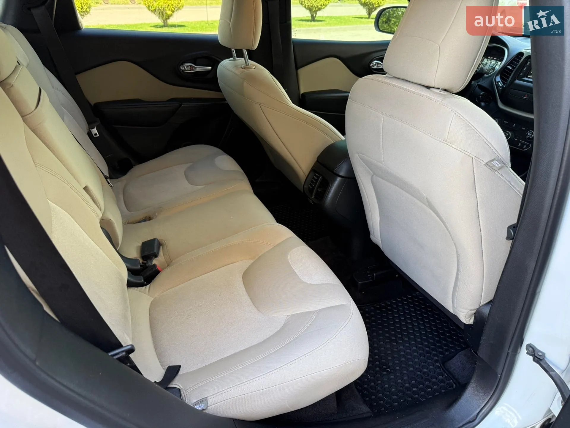 2017 Jeep Cherokee - мініатюра 49