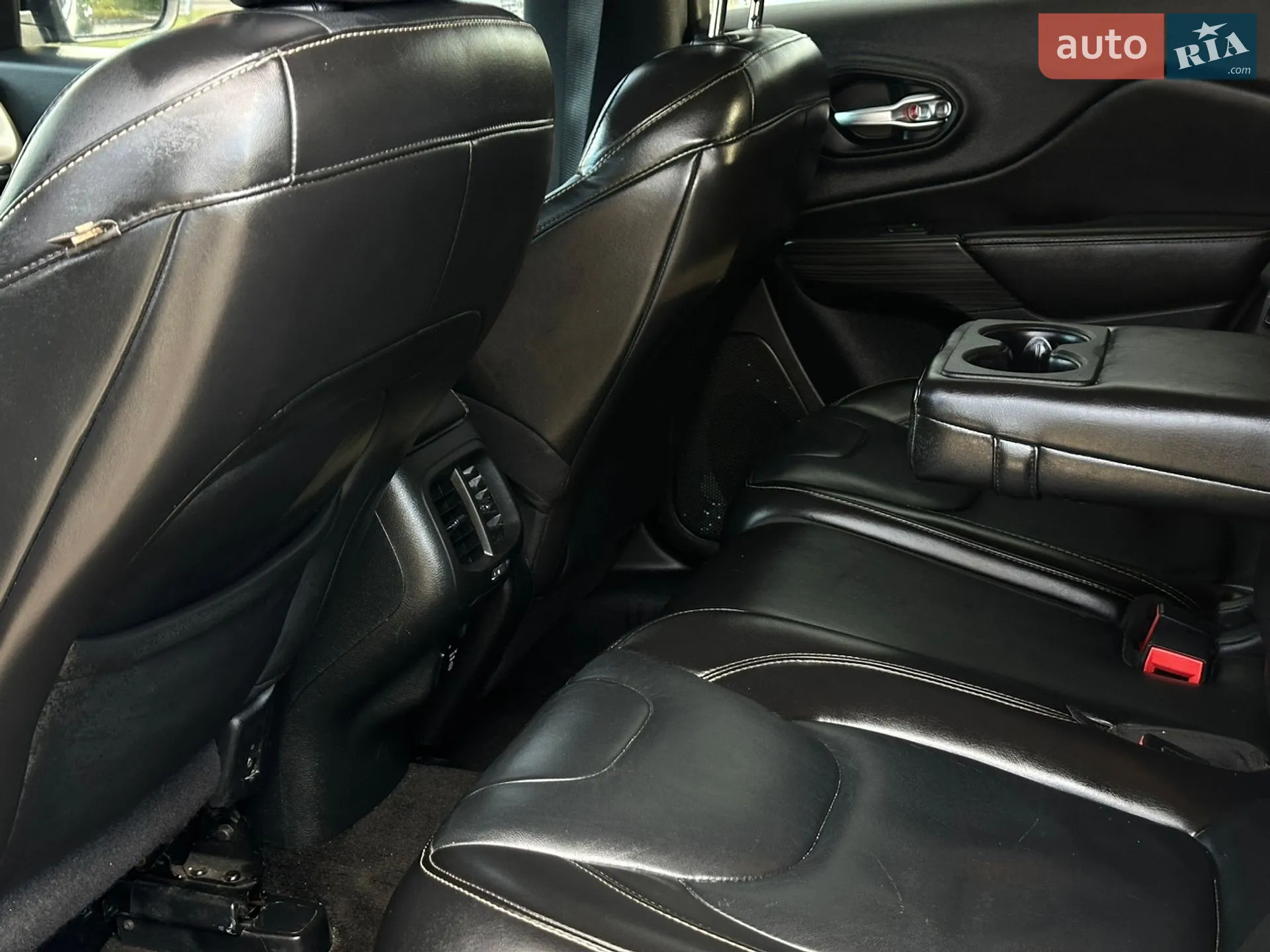 2015 Jeep Cherokee - мініатюра 45