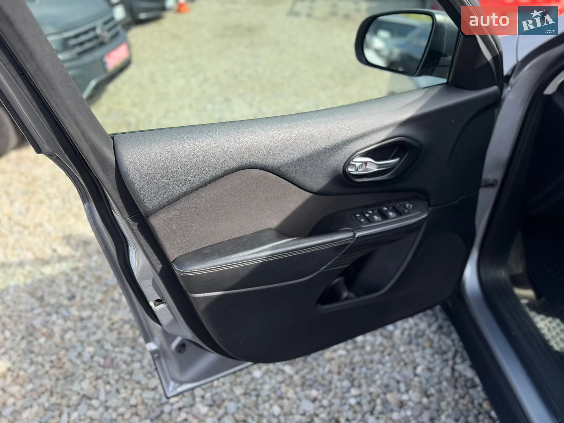 2014 Jeep Cherokee - мініатюра 18