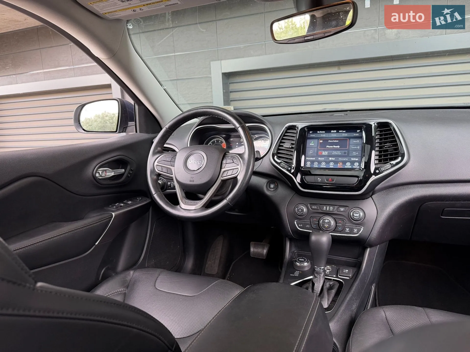 2019 Jeep Cherokee - мініатюра 13