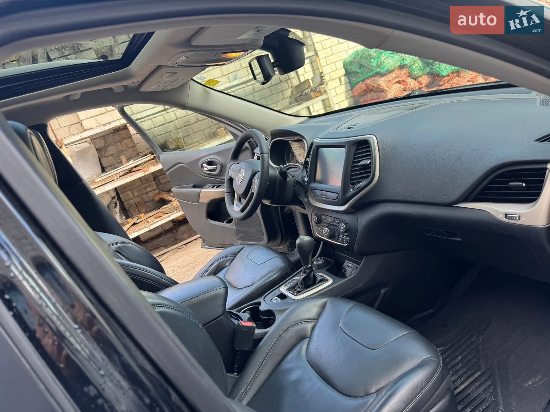 2017 Jeep Cherokee - мініатюра 6
