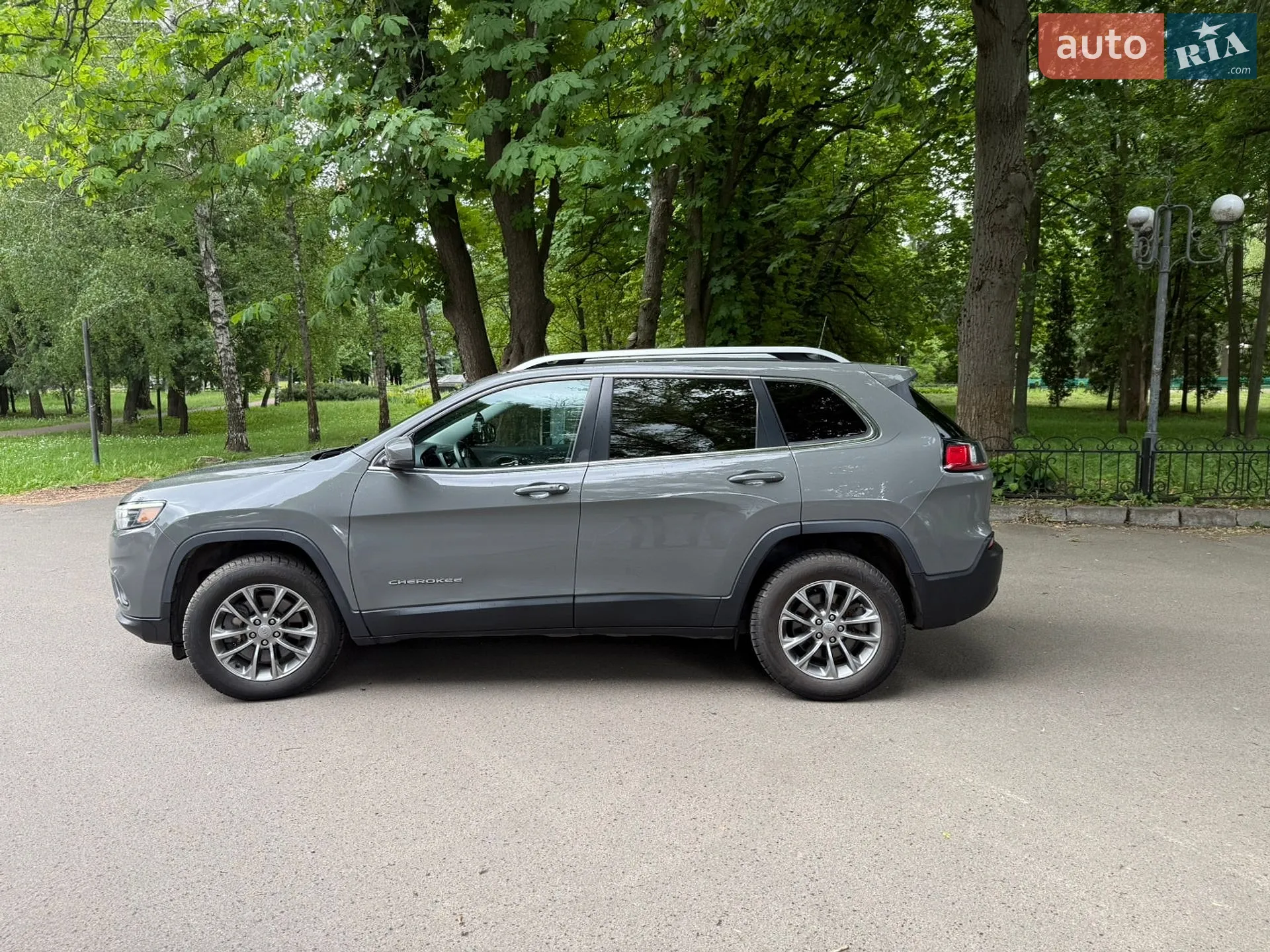 2018 Jeep Cherokee - мініатюра 4