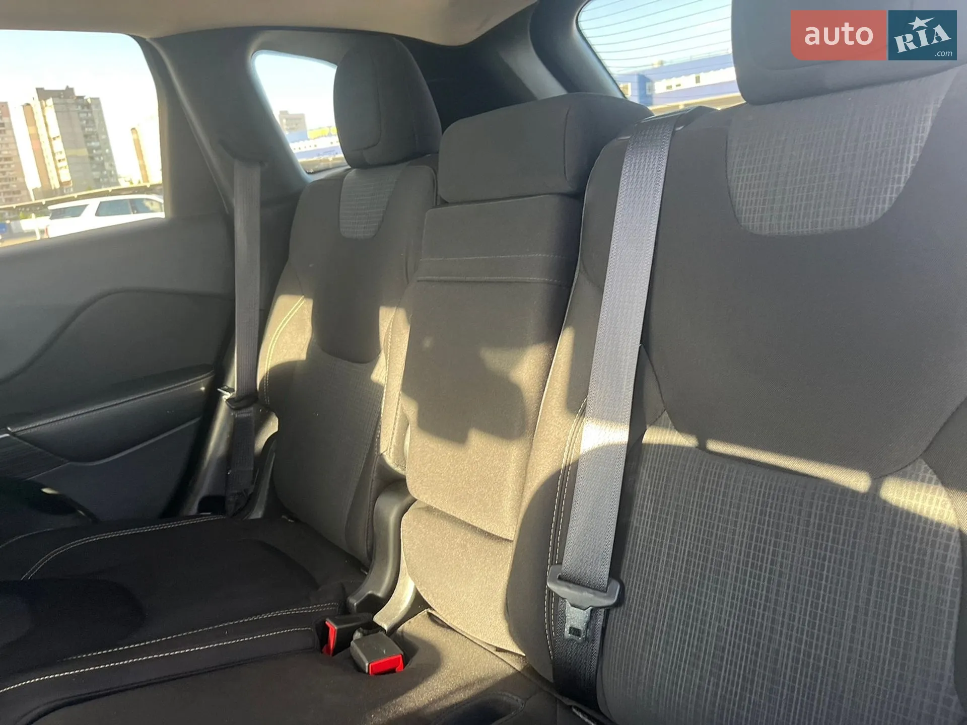 2015 Jeep Cherokee - мініатюра 15