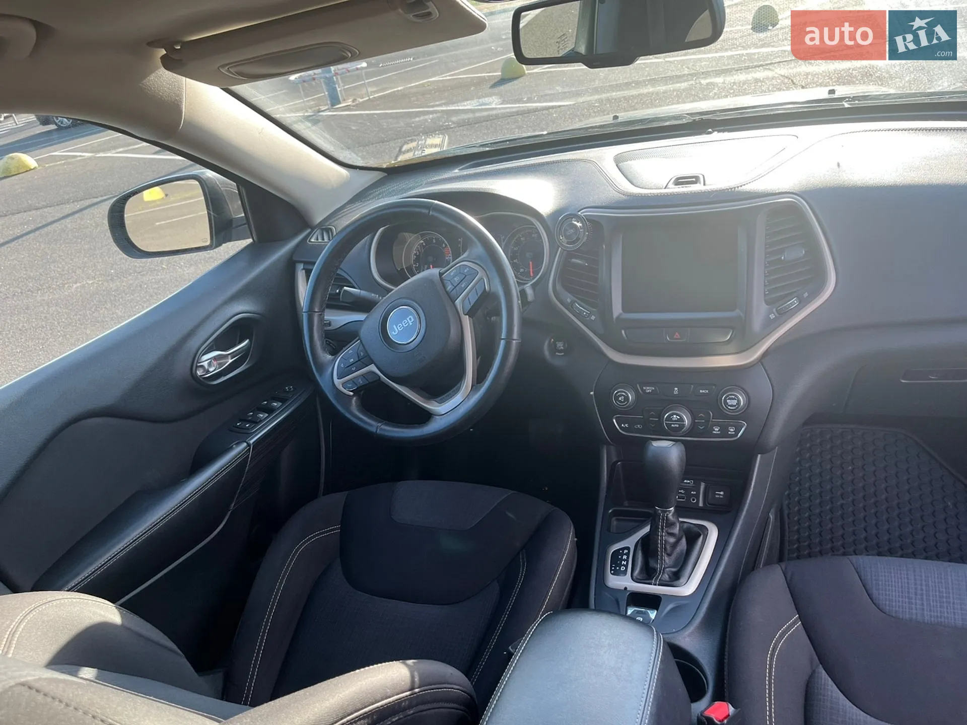 2015 Jeep Cherokee - мініатюра 19