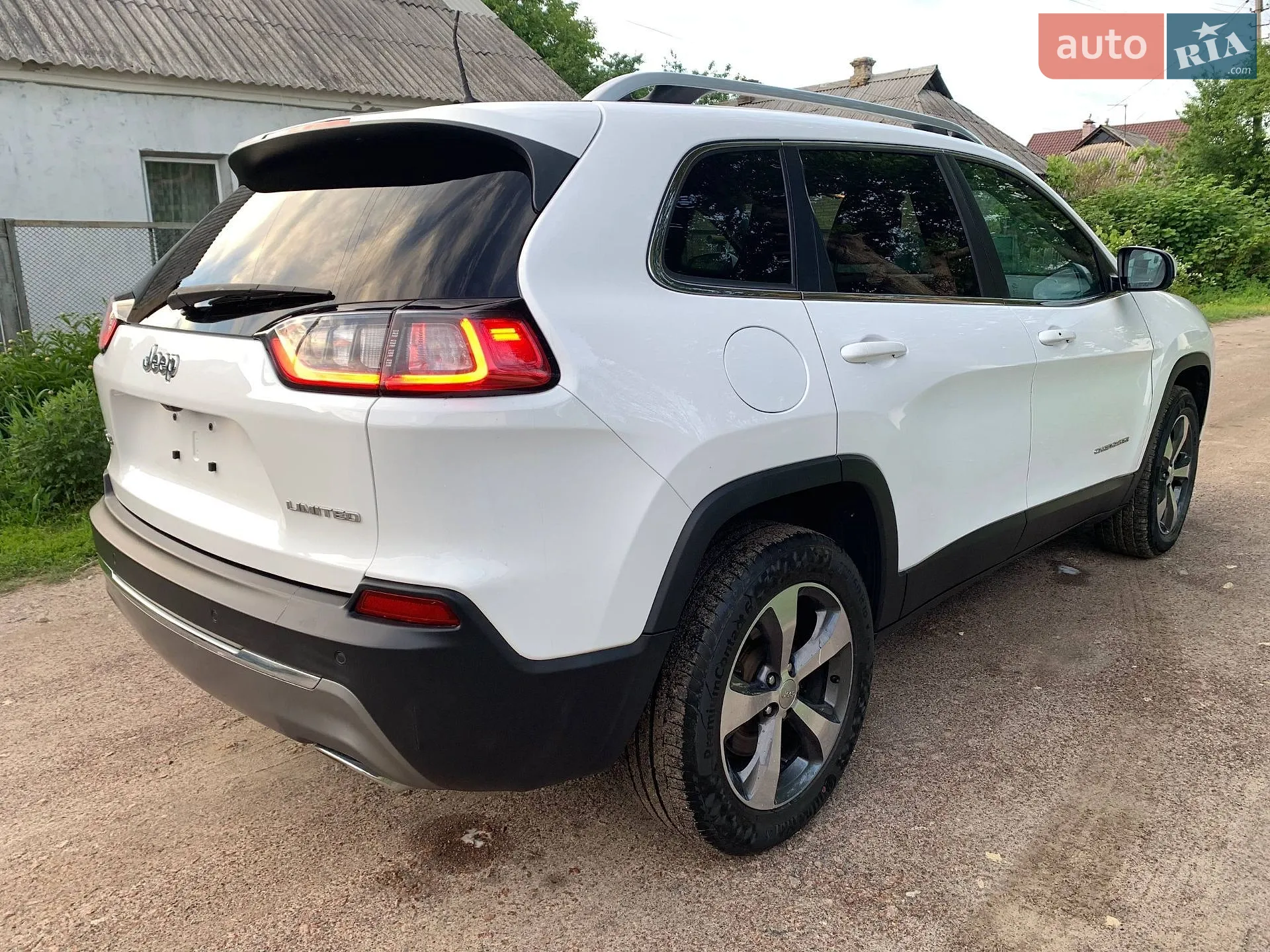 2019 Jeep Cherokee - мініатюра 17