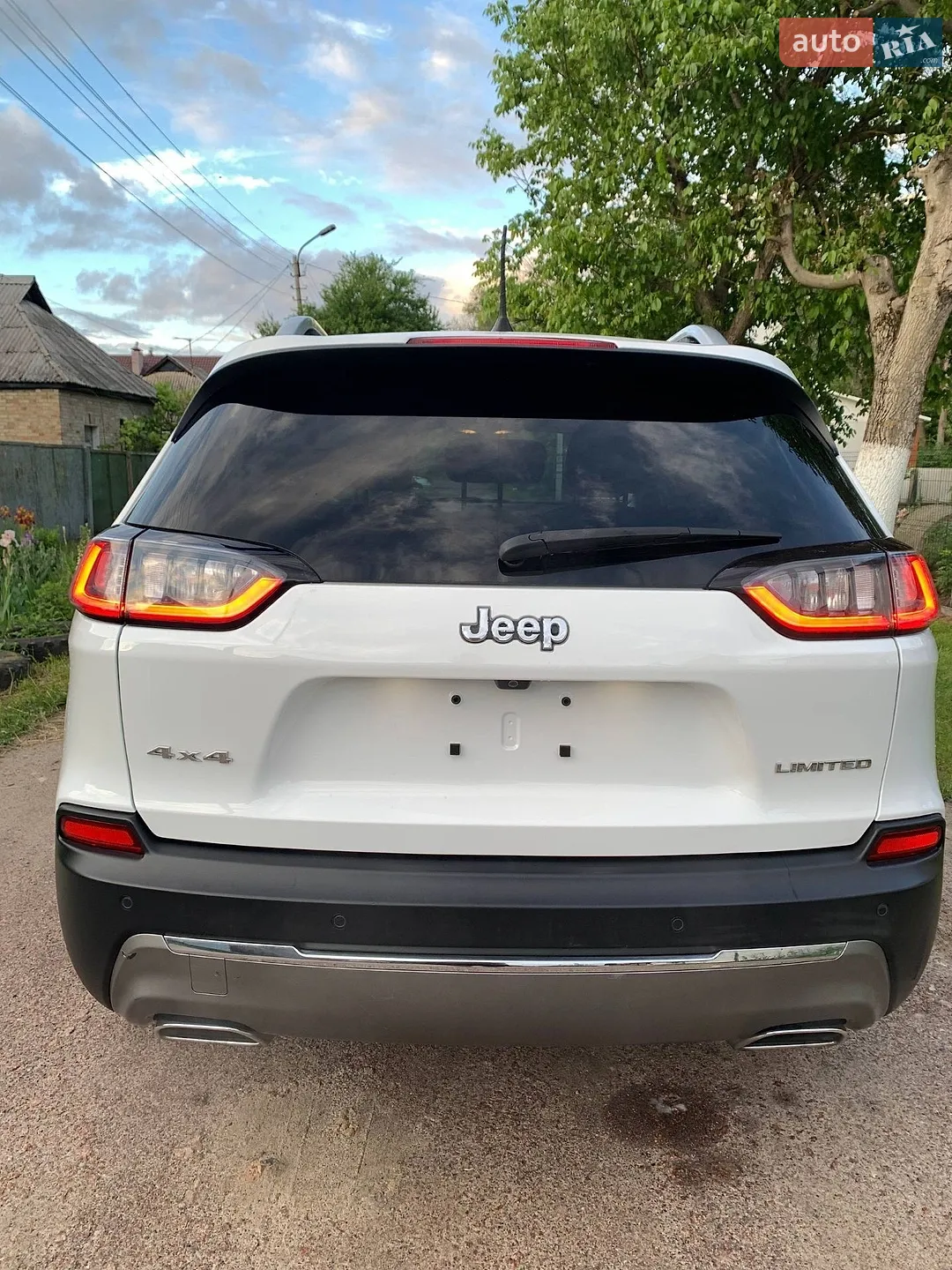 2019 Jeep Cherokee - мініатюра 18