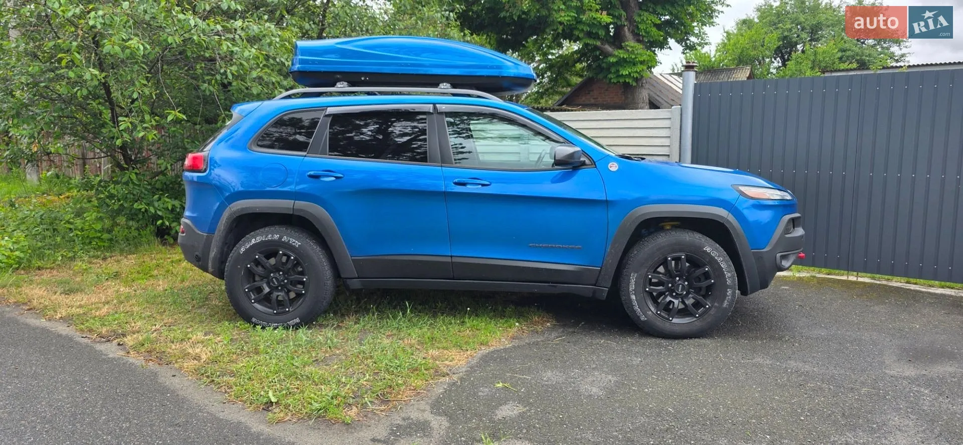 2017 Jeep Cherokee - мініатюра 2