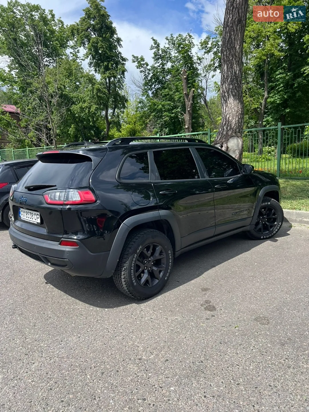 2019 Jeep Cherokee - мініатюра 4