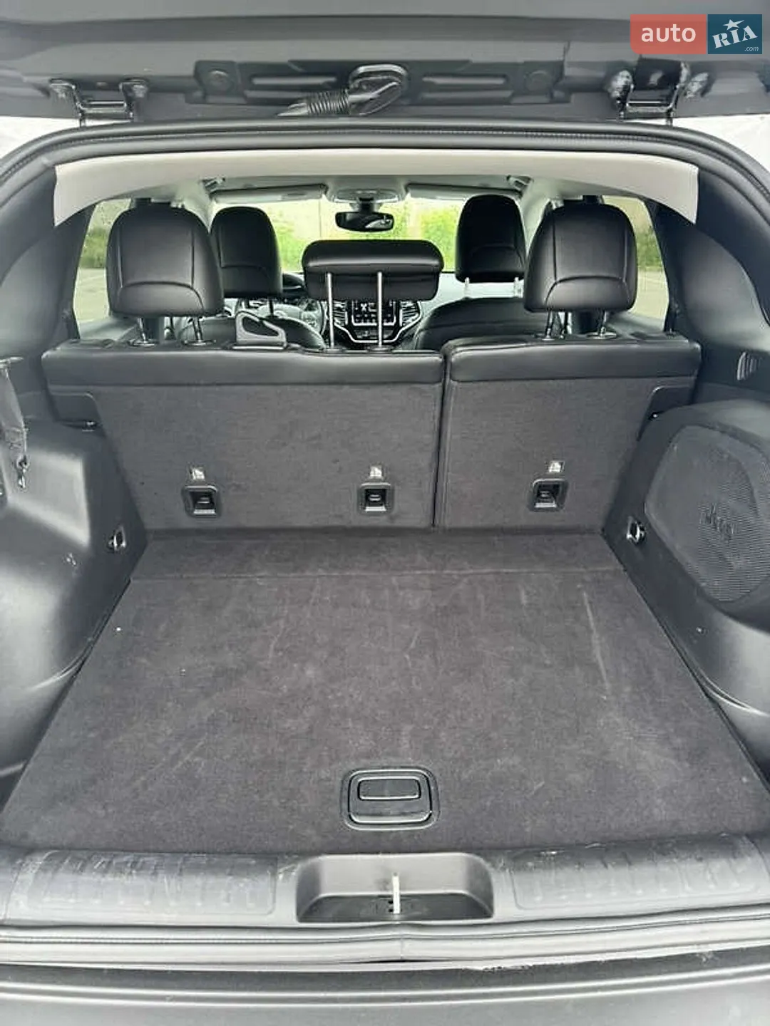 2019 Jeep Cherokee - мініатюра 9