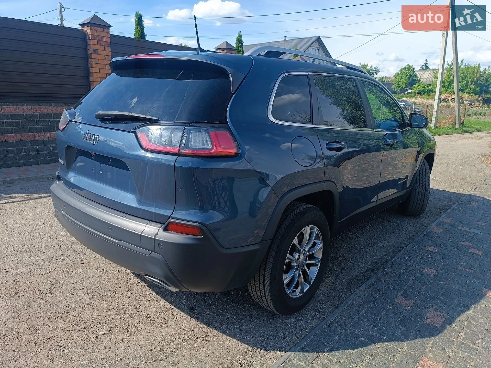 2020 Jeep Cherokee - мініатюра 13