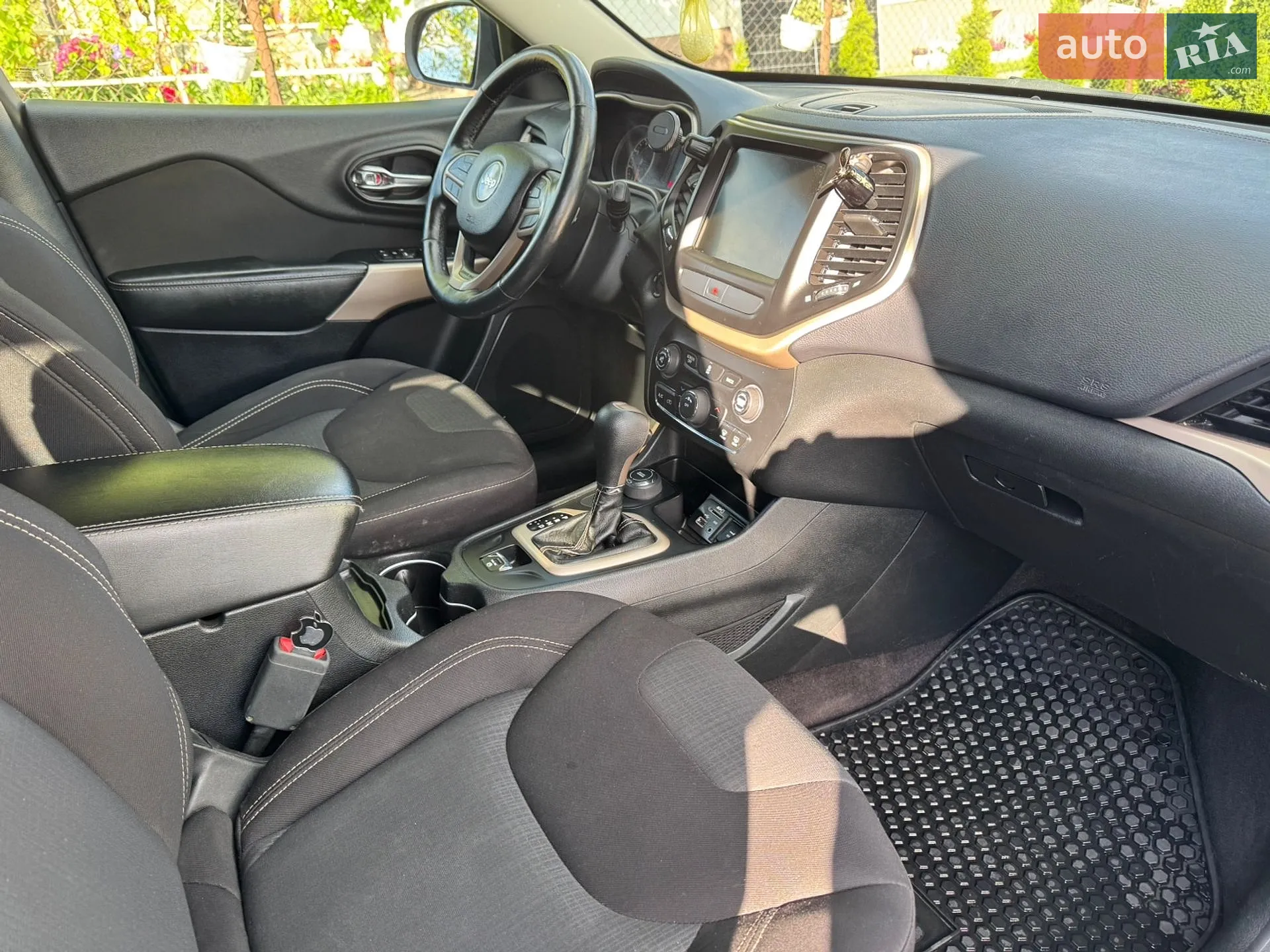 2016 Jeep Cherokee - мініатюра 11