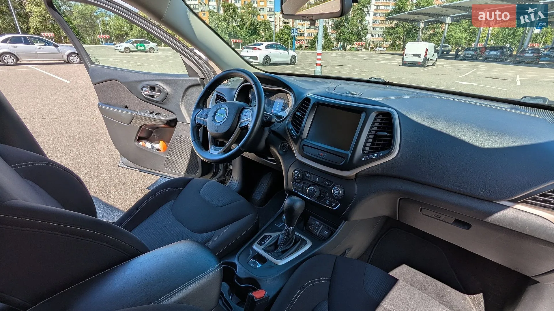 2015 Jeep Cherokee - мініатюра 10