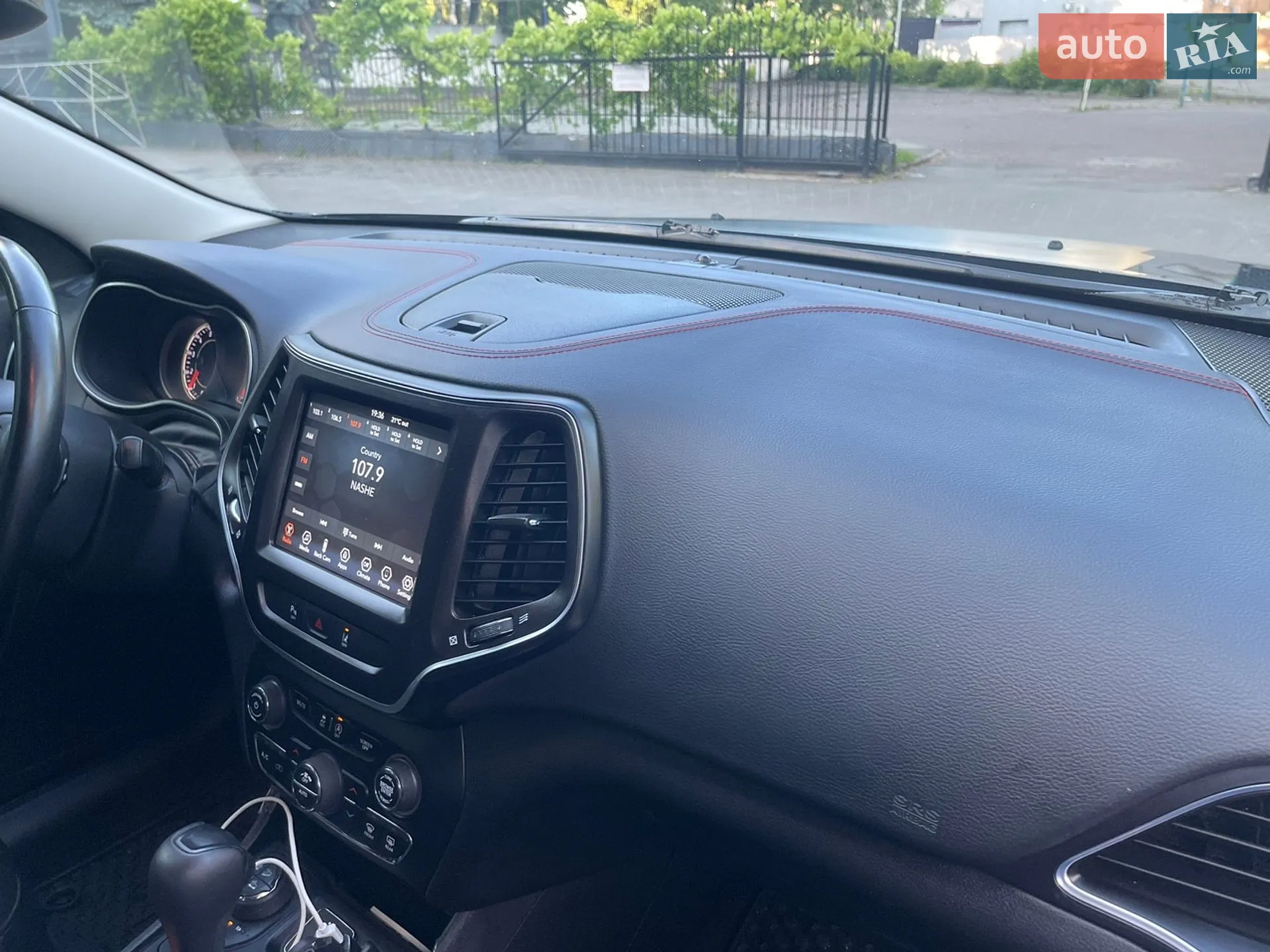 2021 Jeep Cherokee - мініатюра 8
