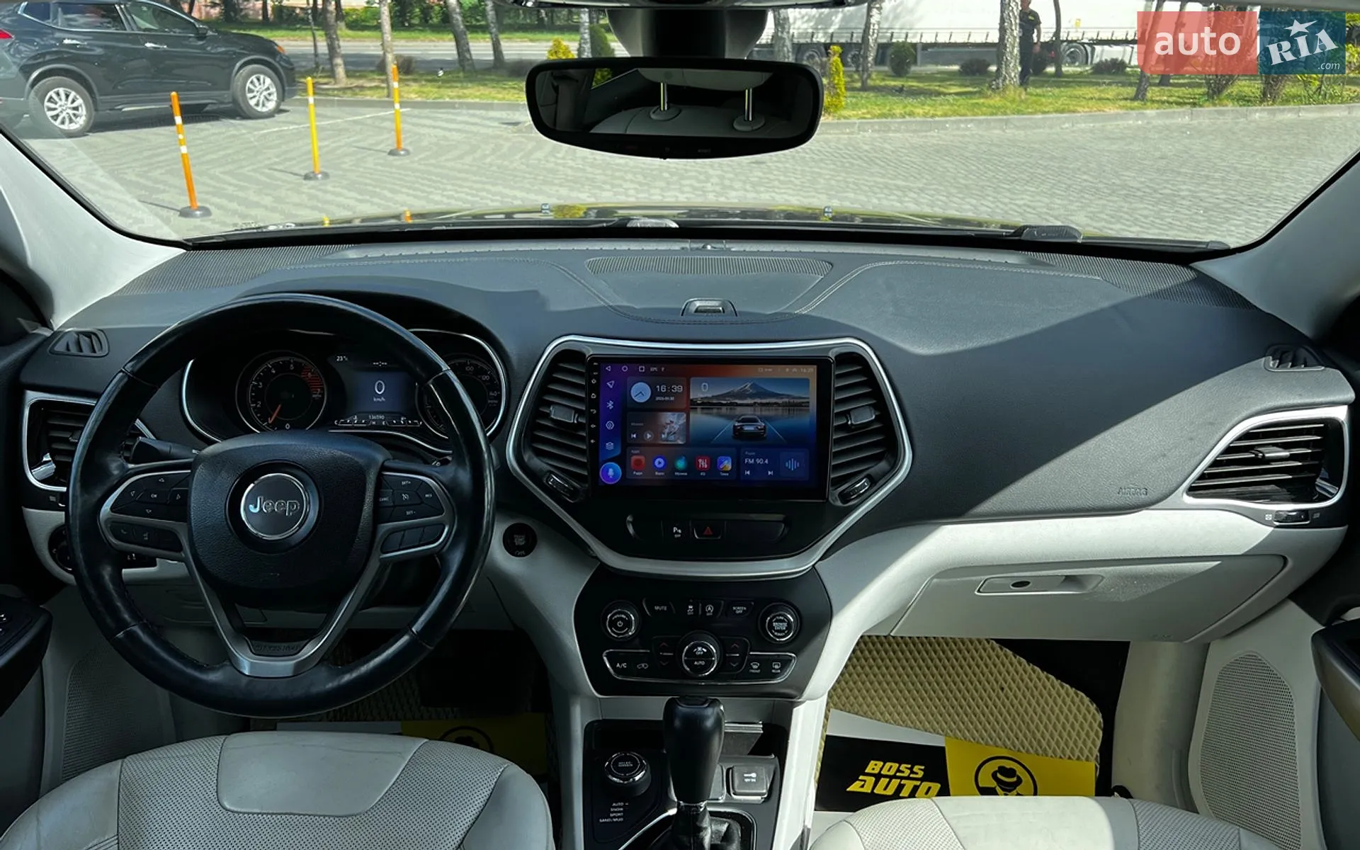 2018 Jeep Cherokee - мініатюра 14