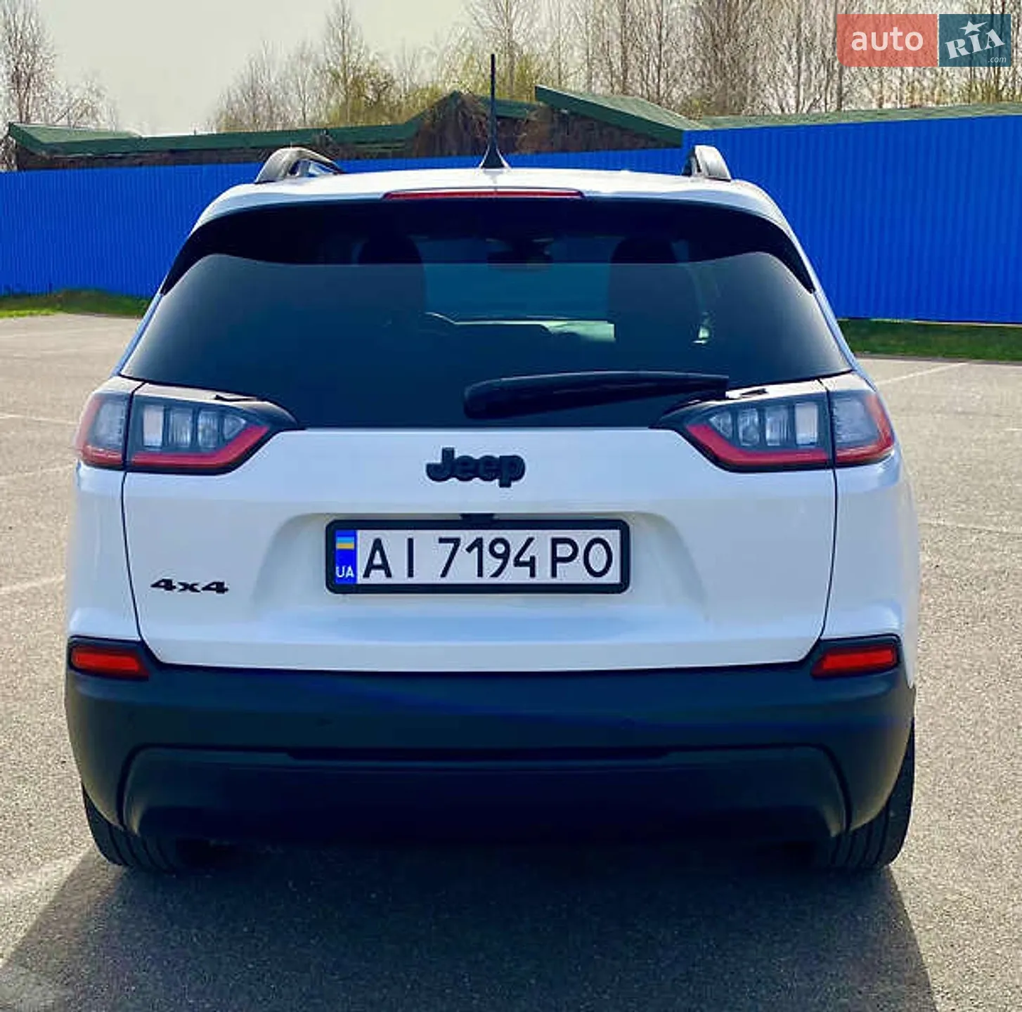 2020 Jeep Cherokee - мініатюра 11