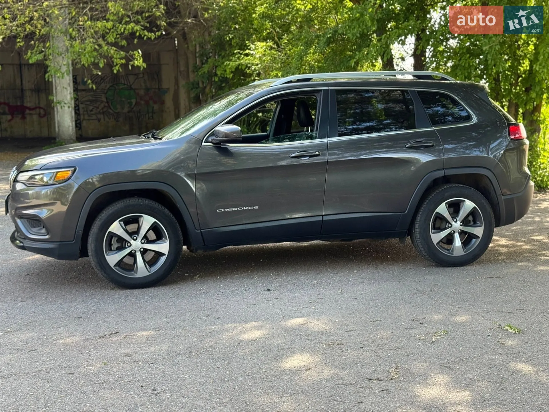 2018 Jeep Cherokee - мініатюра 12