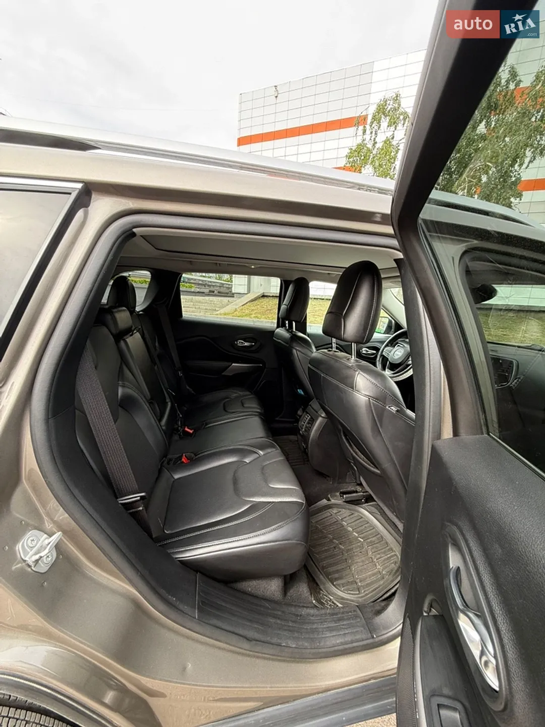 2021 Jeep Cherokee - мініатюра 7