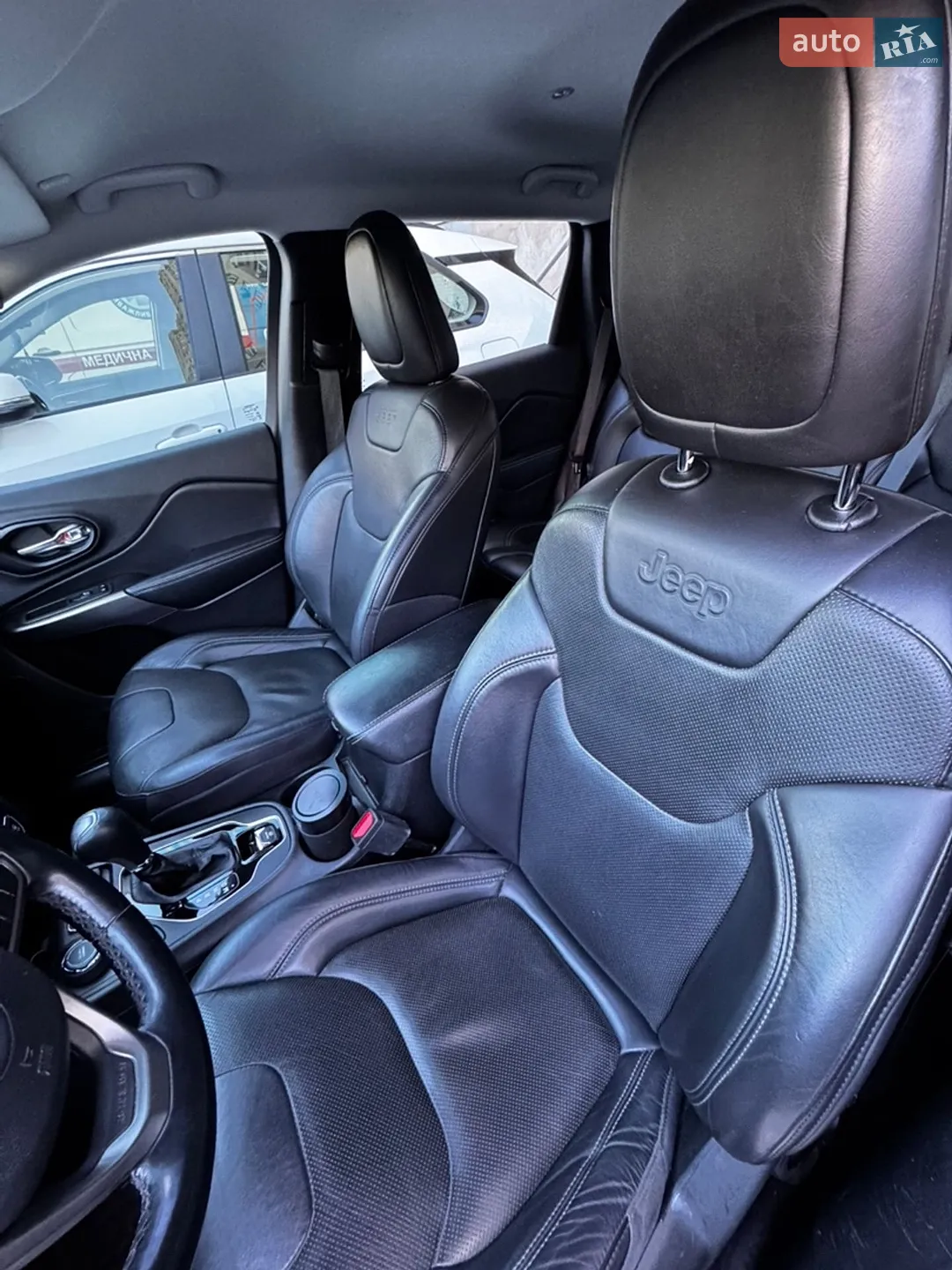 2020 Jeep Cherokee - мініатюра 17