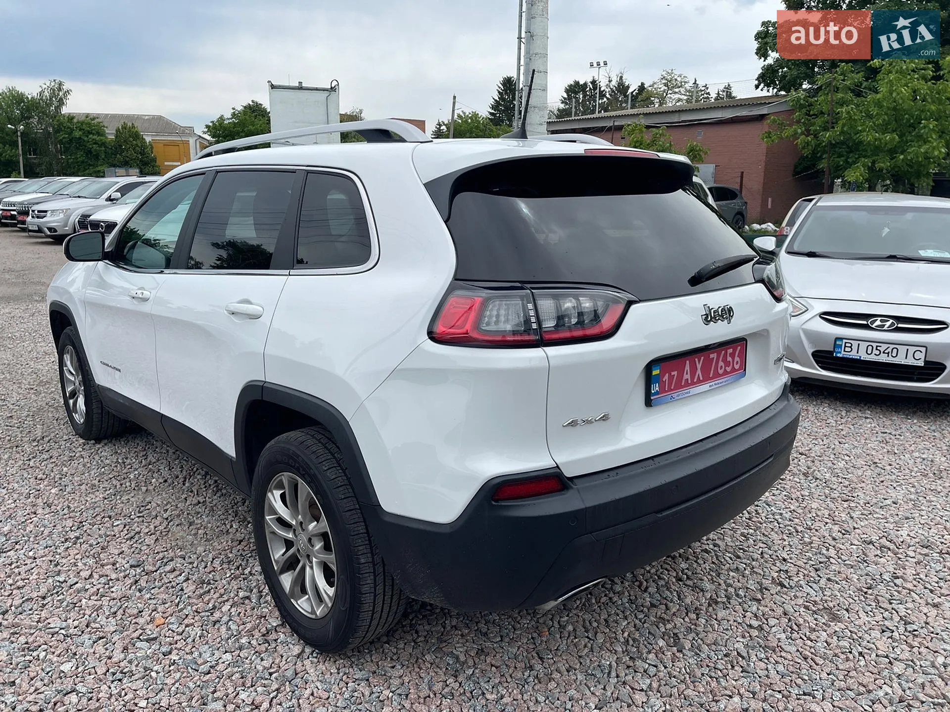 2019 Jeep Cherokee - мініатюра 5