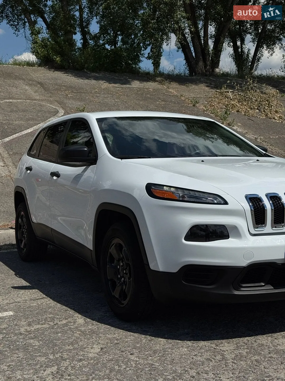 2015 Jeep Cherokee - мініатюра 3