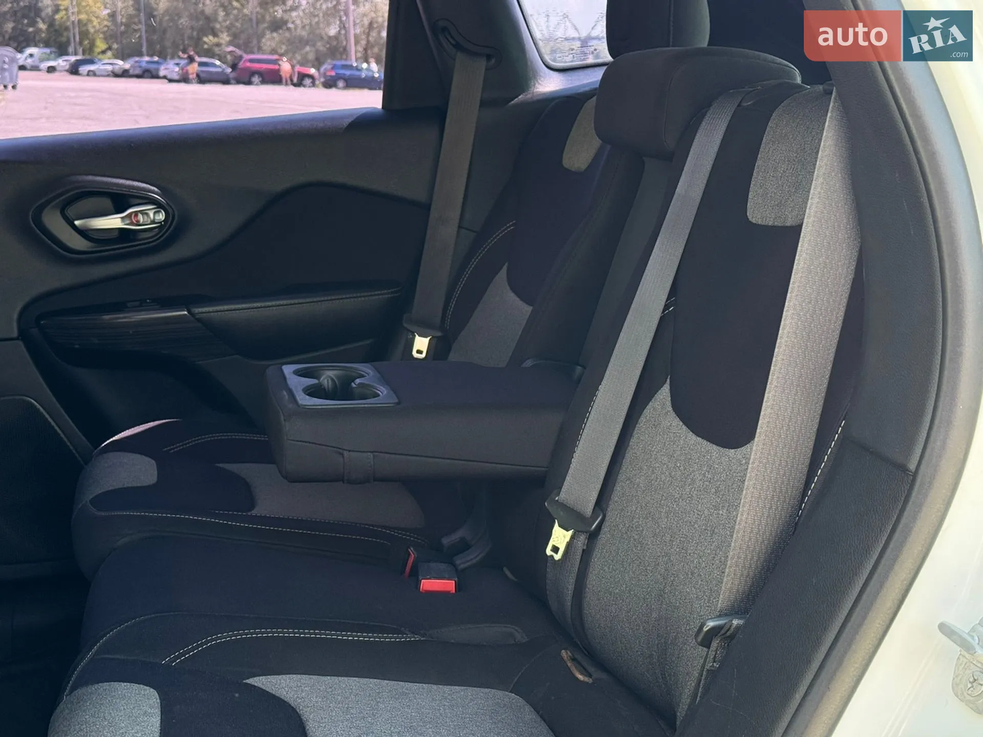 2015 Jeep Cherokee - мініатюра 33