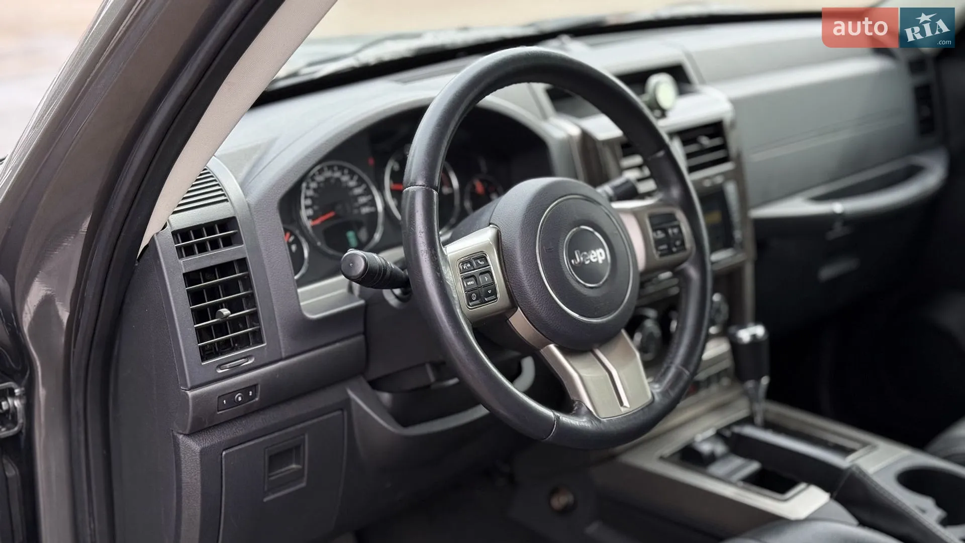 2012 Jeep Cherokee - мініатюра 10