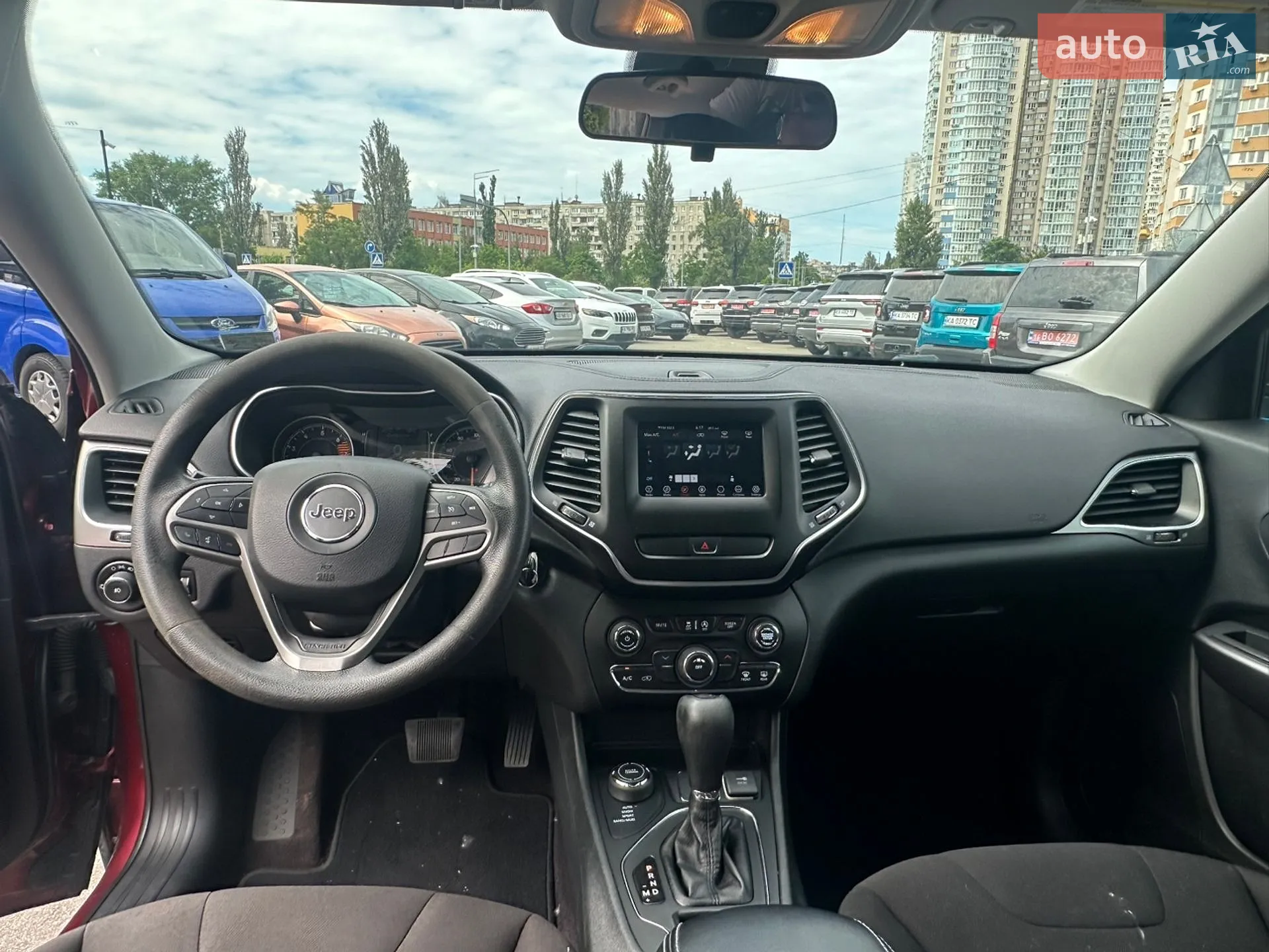 2018 Jeep Cherokee - мініатюра 16