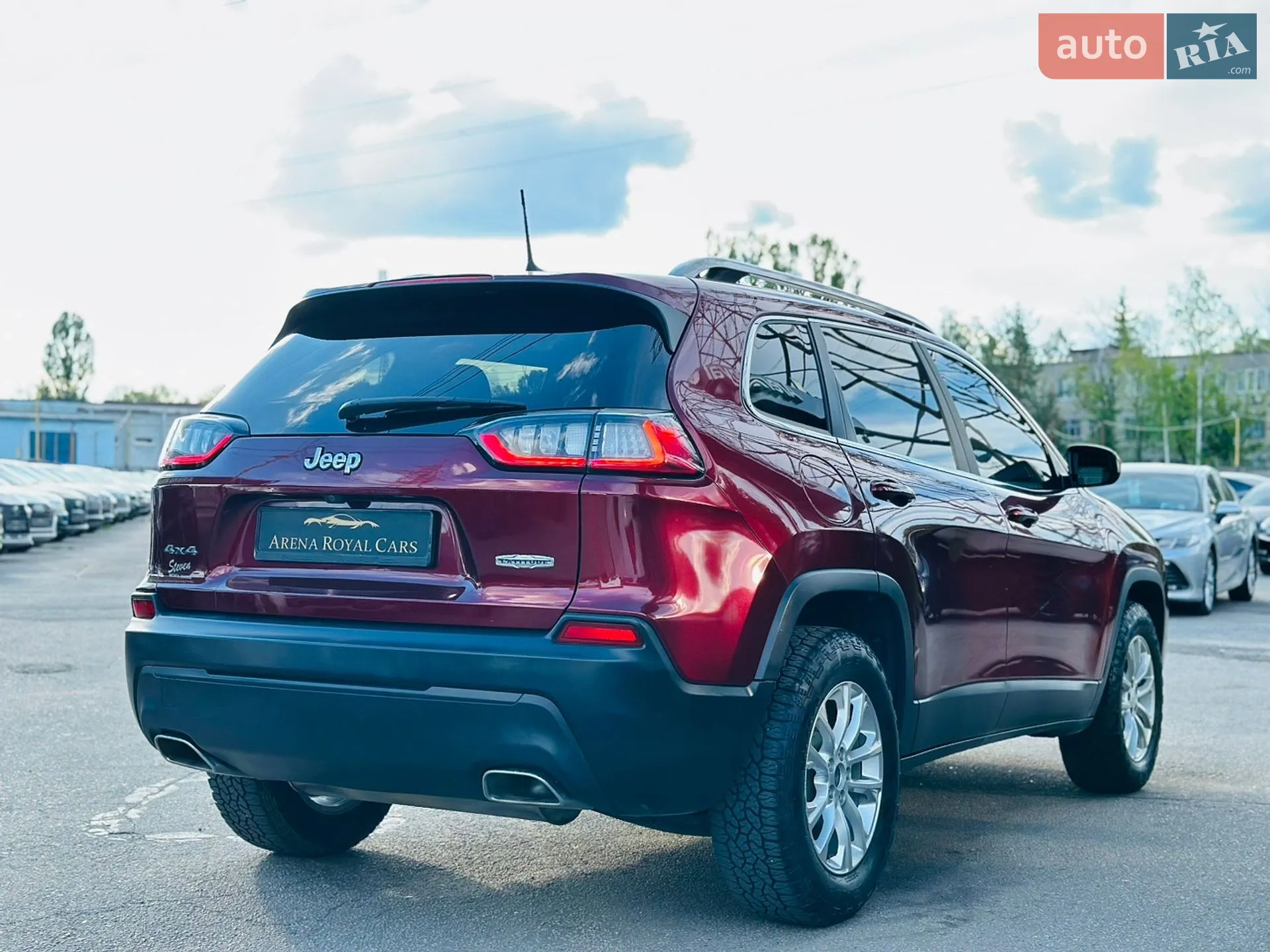 2018 Jeep Cherokee - мініатюра 10