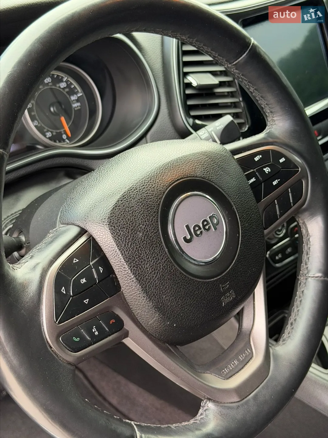 2018 Jeep Cherokee - мініатюра 39