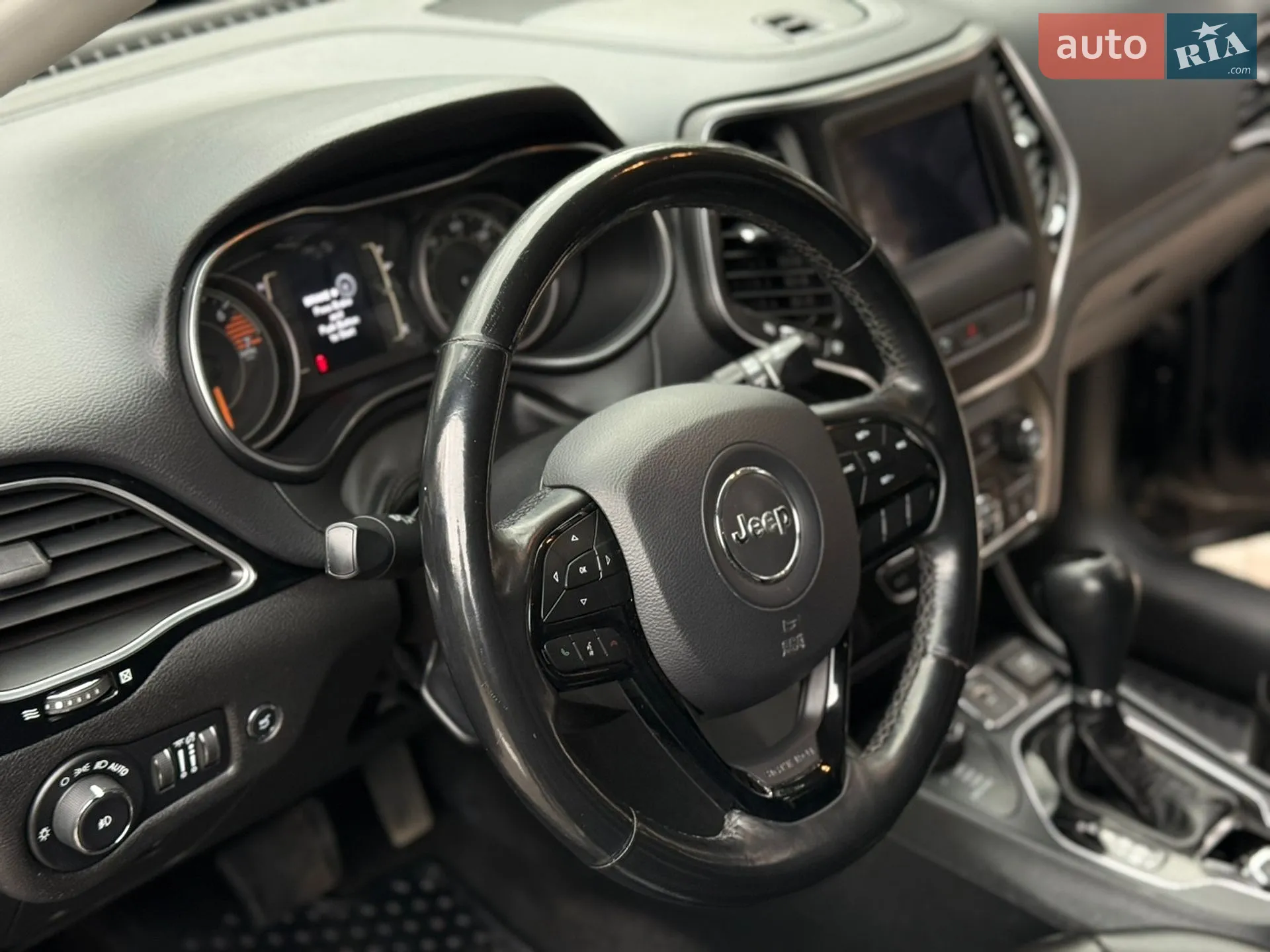 2018 Jeep Cherokee - мініатюра 34