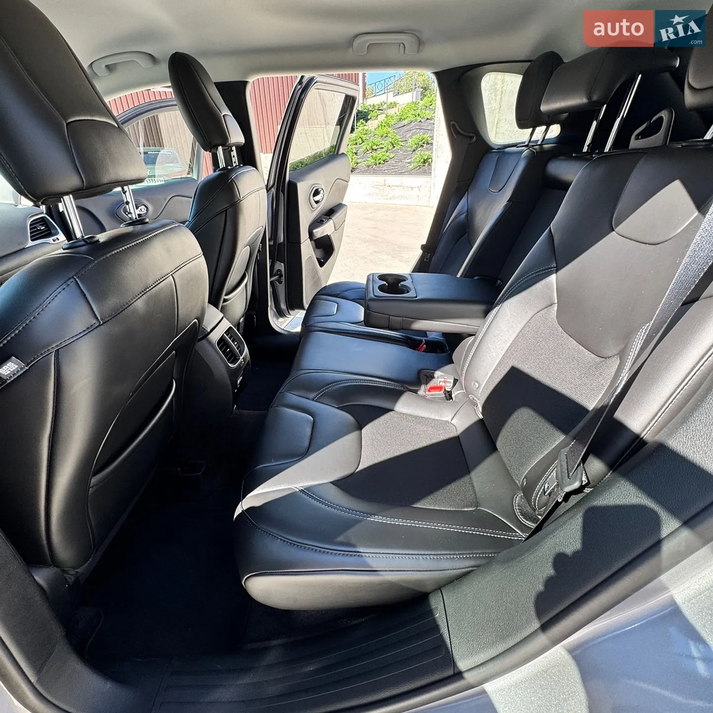 2018 Jeep Cherokee - мініатюра 25