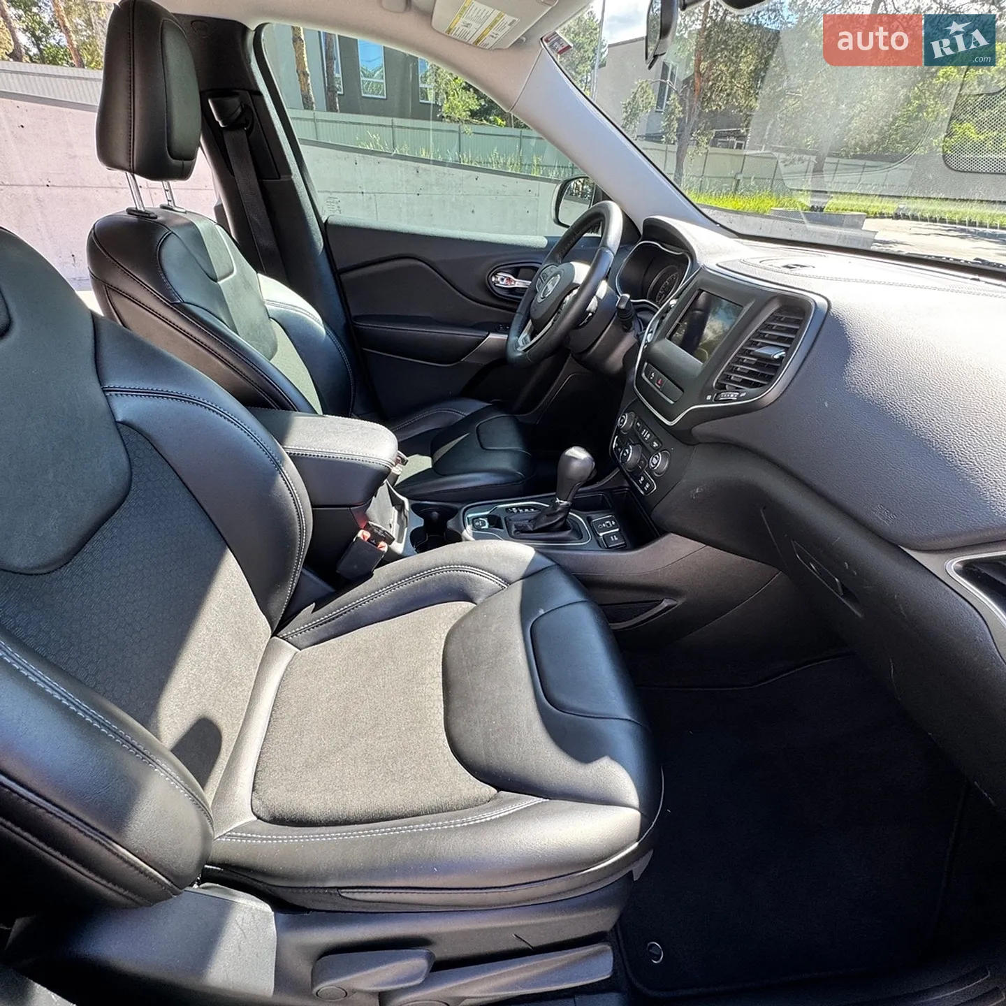 2018 Jeep Cherokee - мініатюра 30