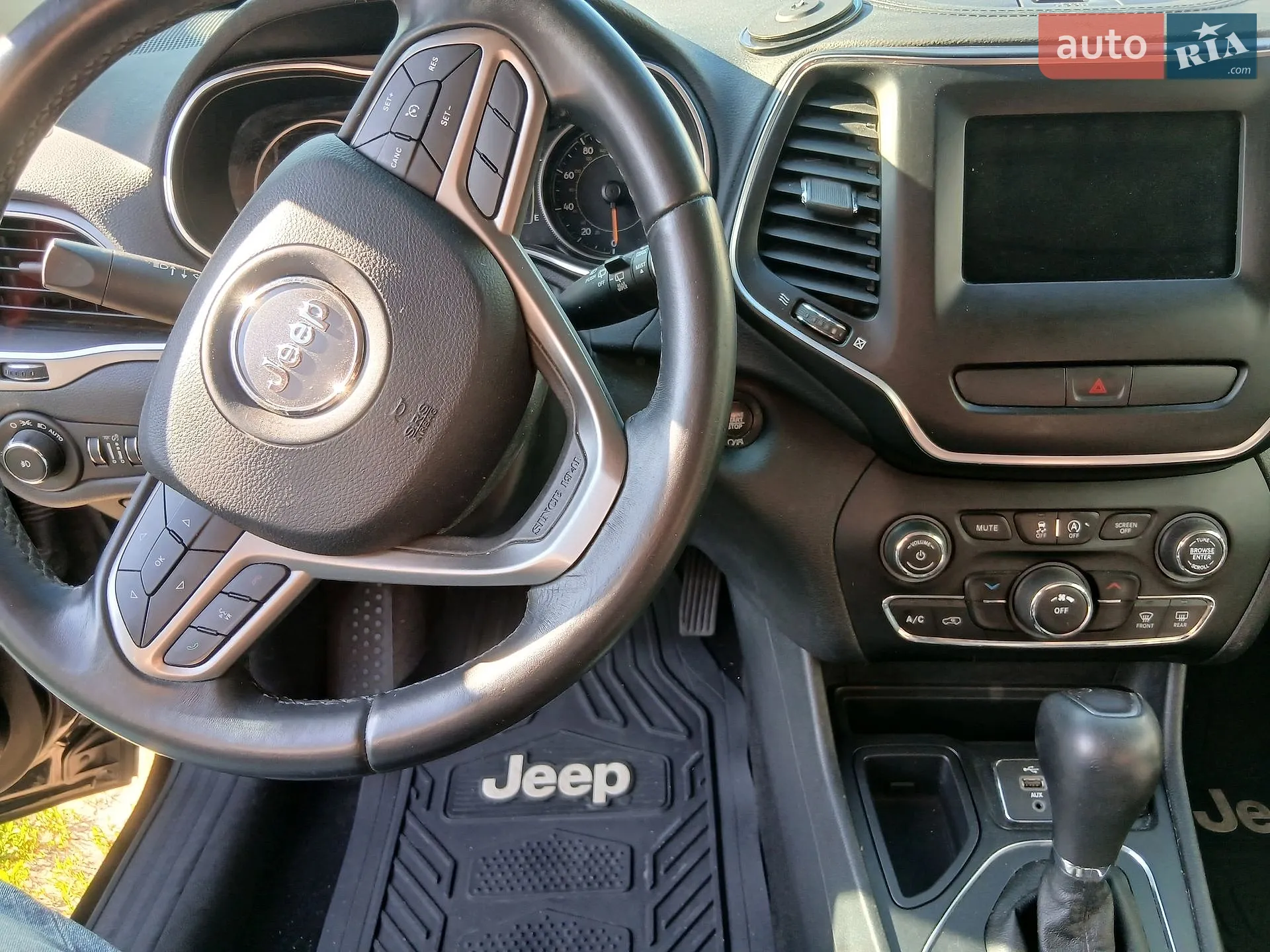 2018 Jeep Cherokee - мініатюра 9