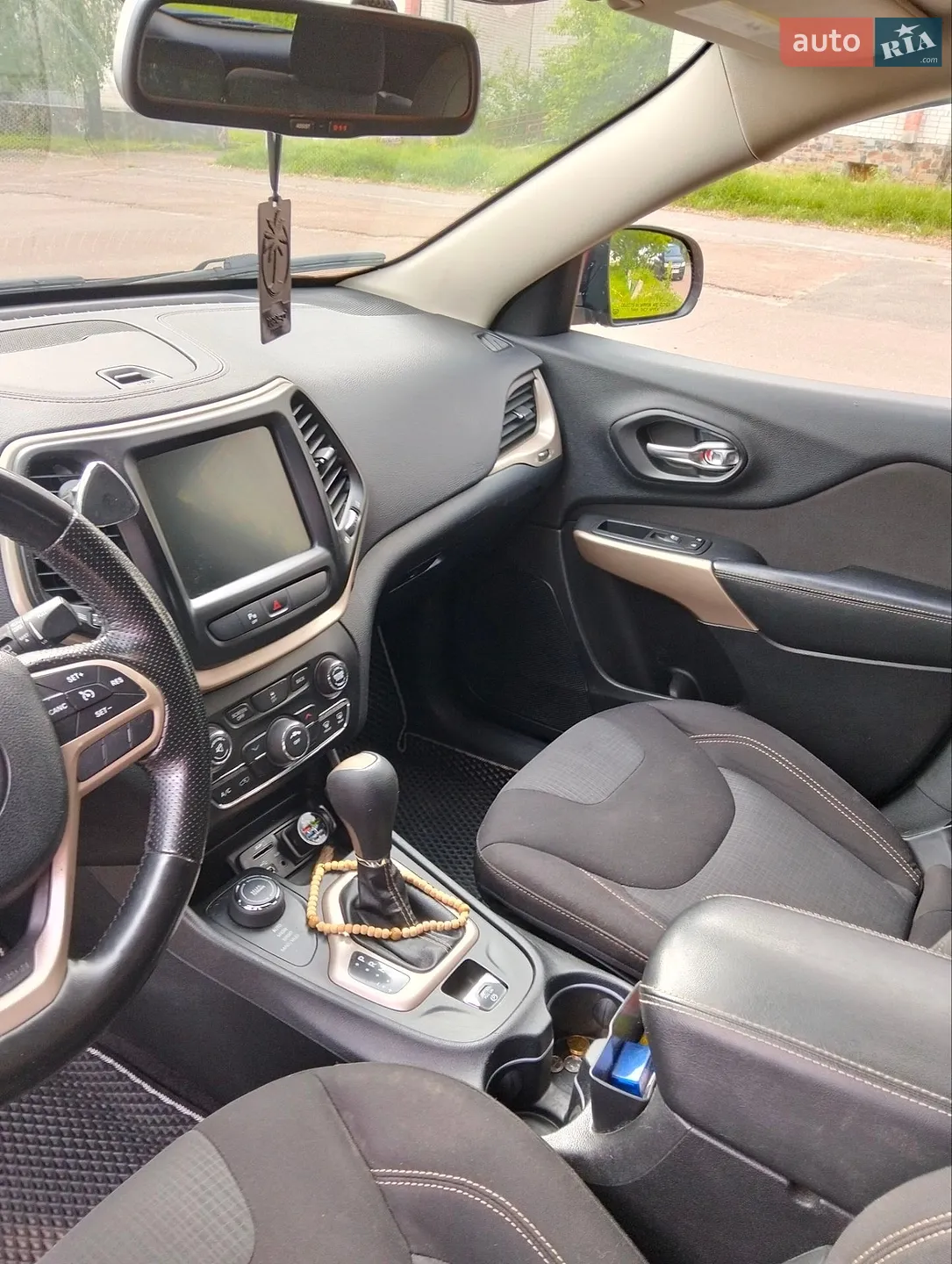 2016 Jeep Cherokee - мініатюра 18