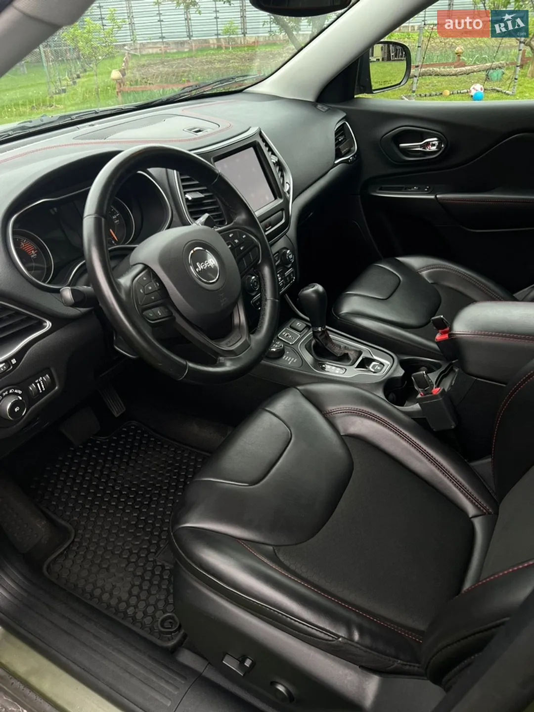 2019 Jeep Cherokee - мініатюра 24