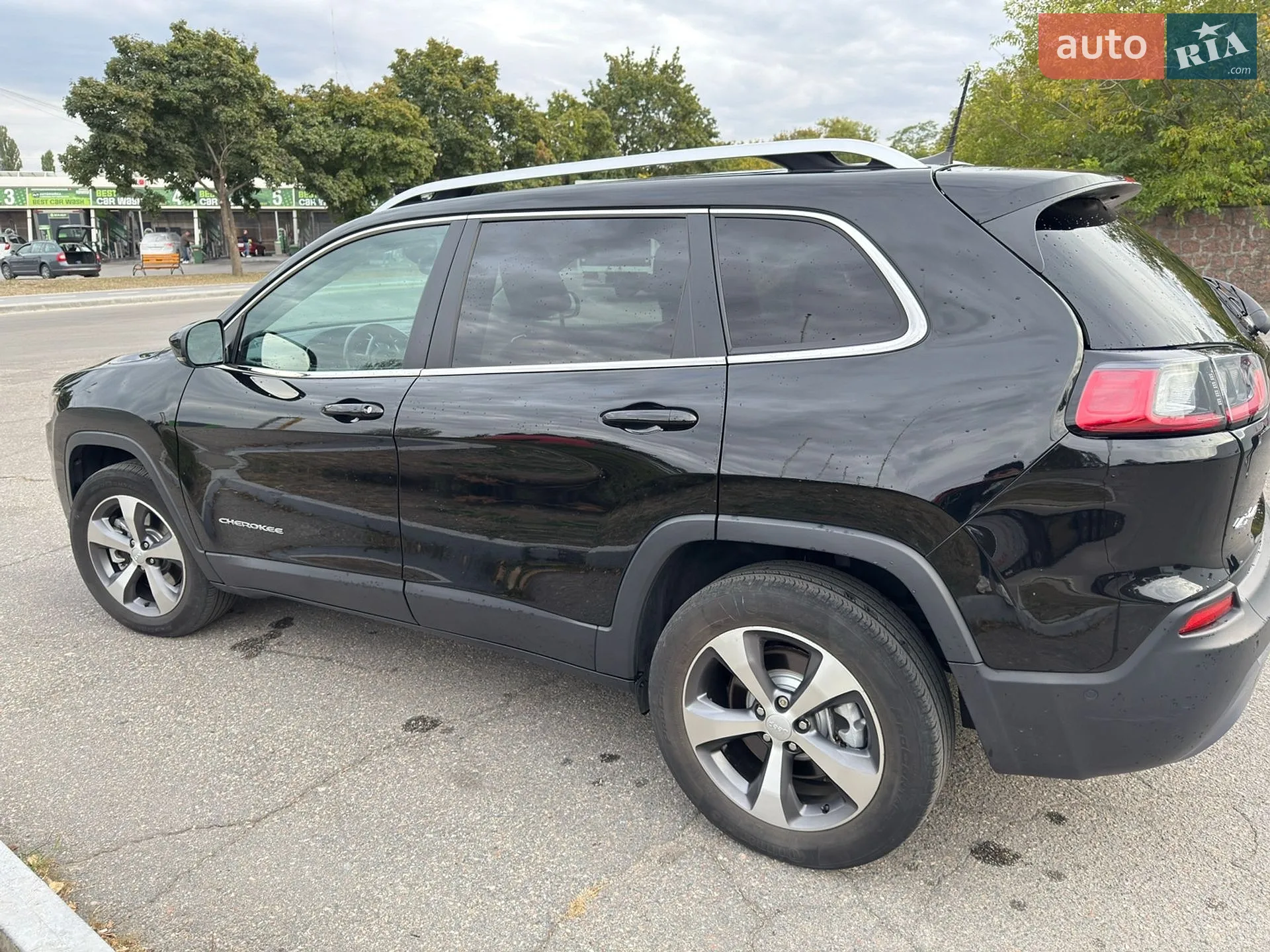 2020 Jeep Cherokee - мініатюра 4