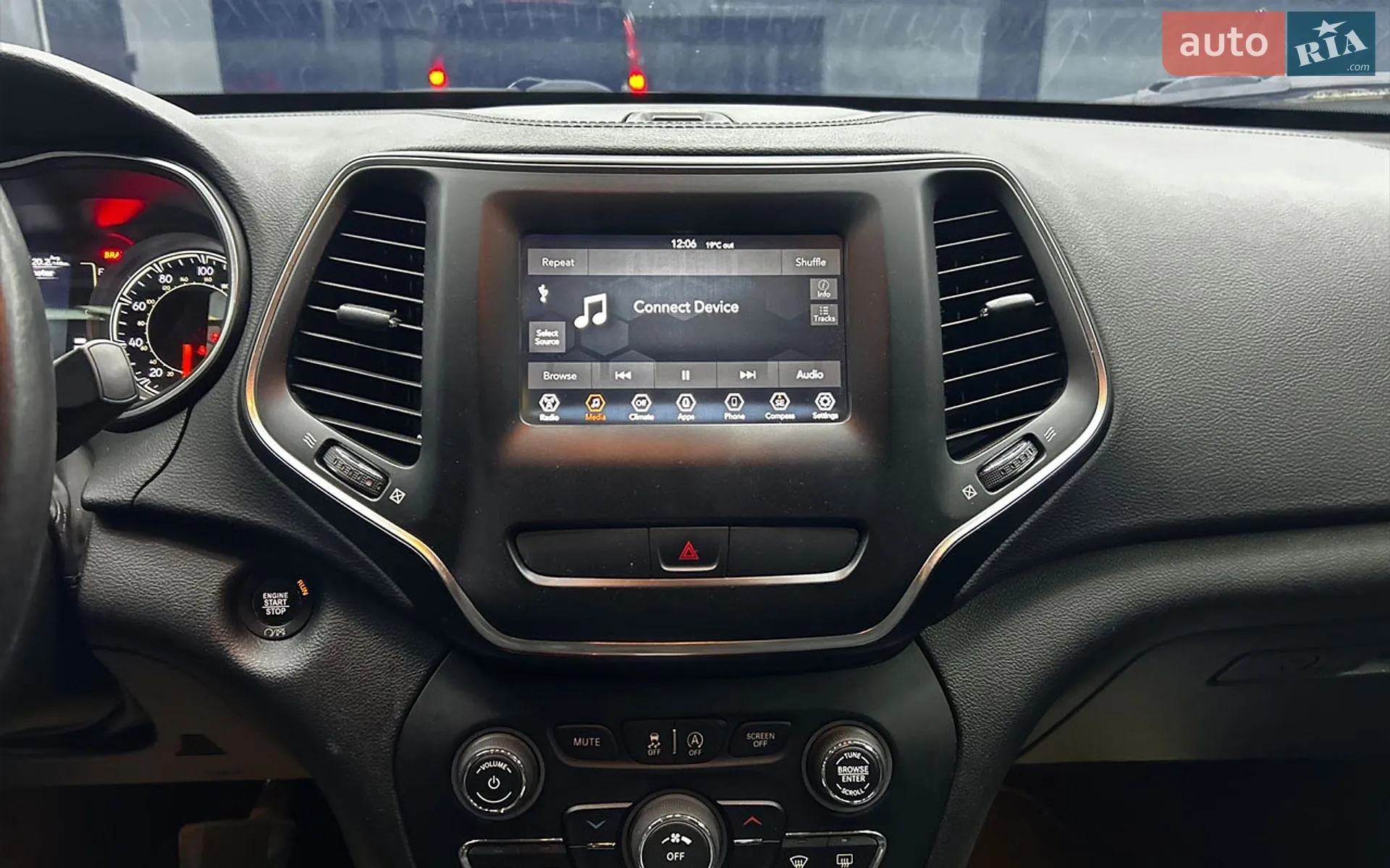 2018 Jeep Cherokee - мініатюра 21