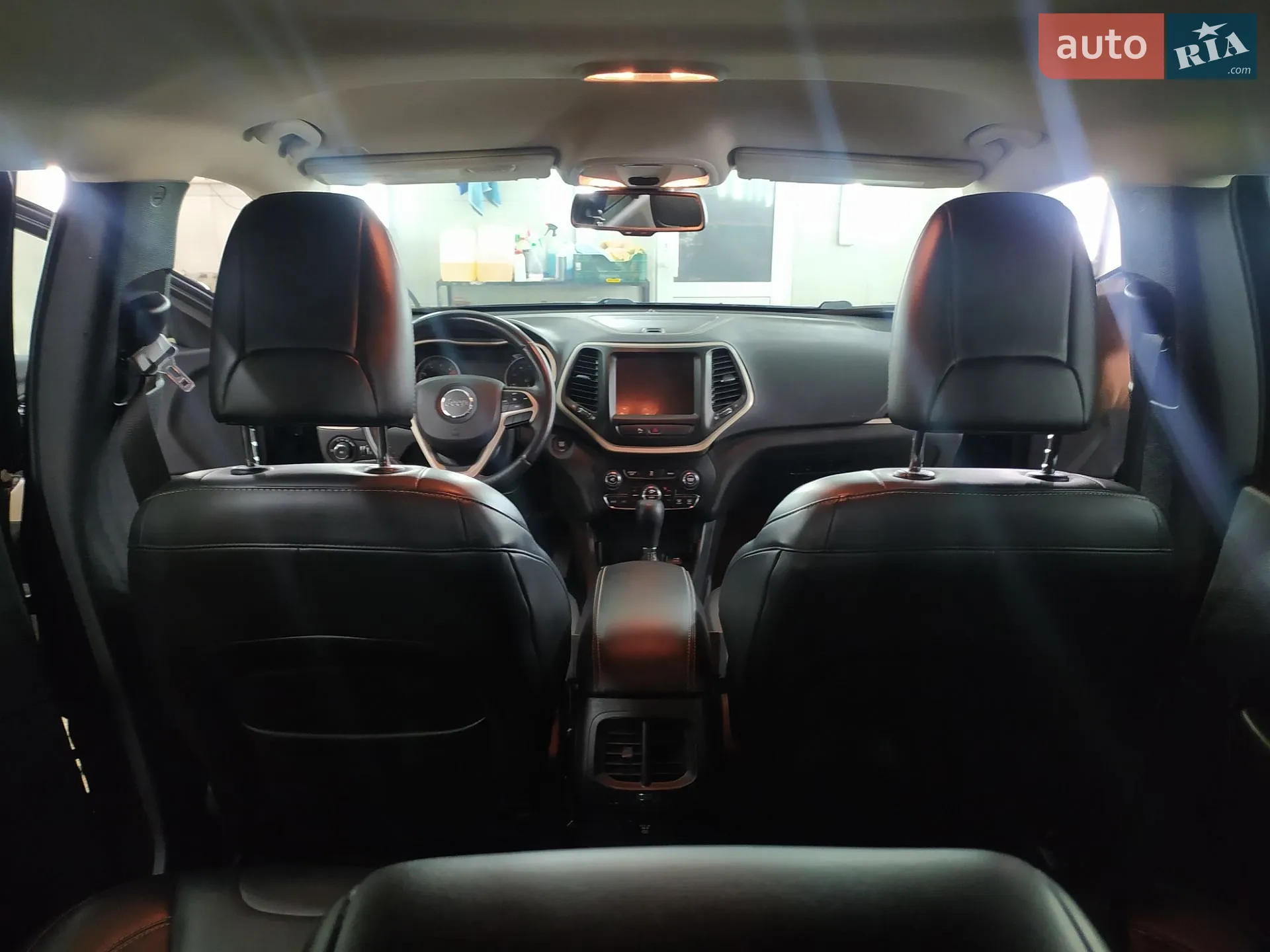 2017 Jeep Cherokee - мініатюра 27