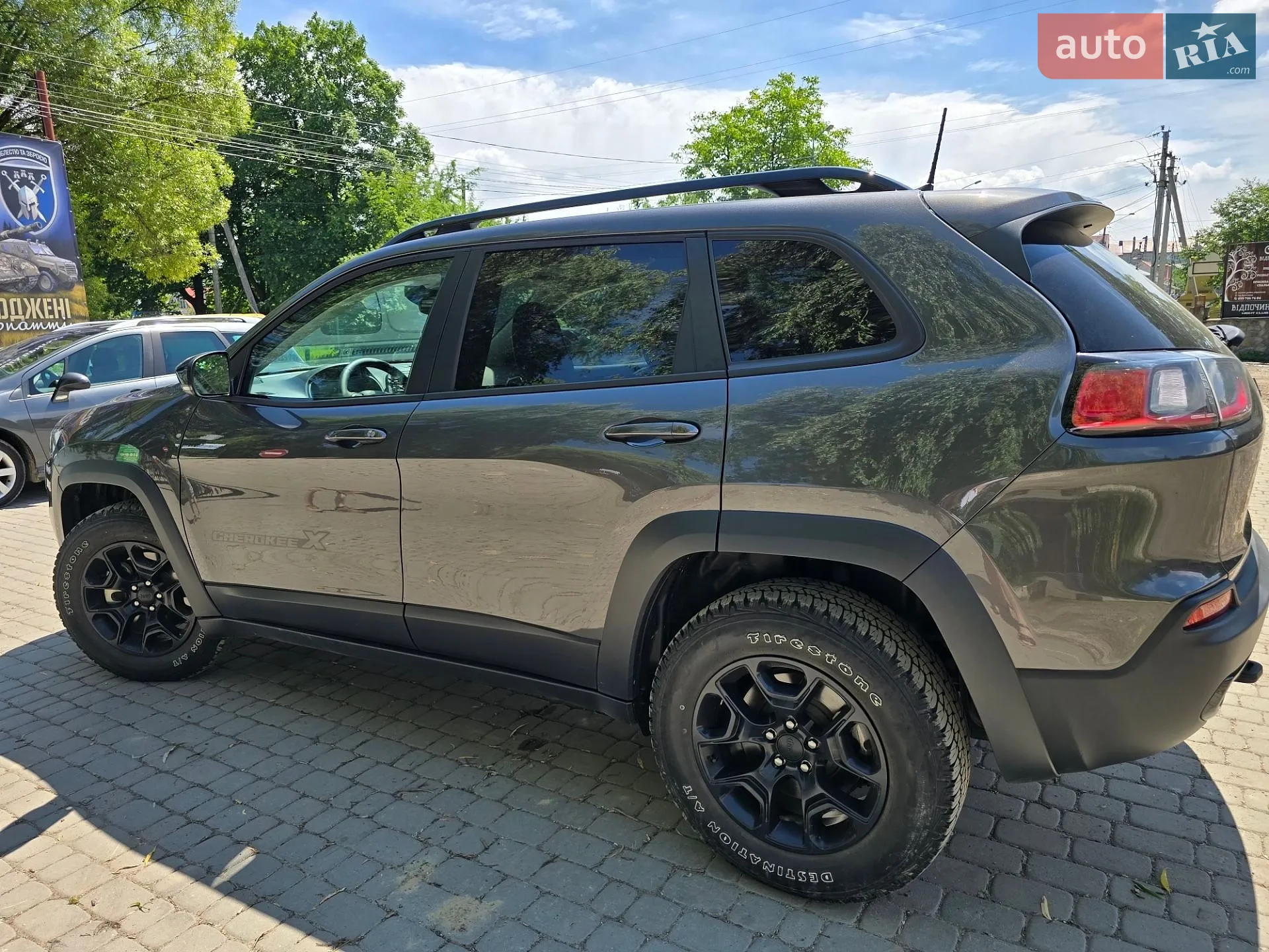 2022 Jeep Cherokee - мініатюра 5