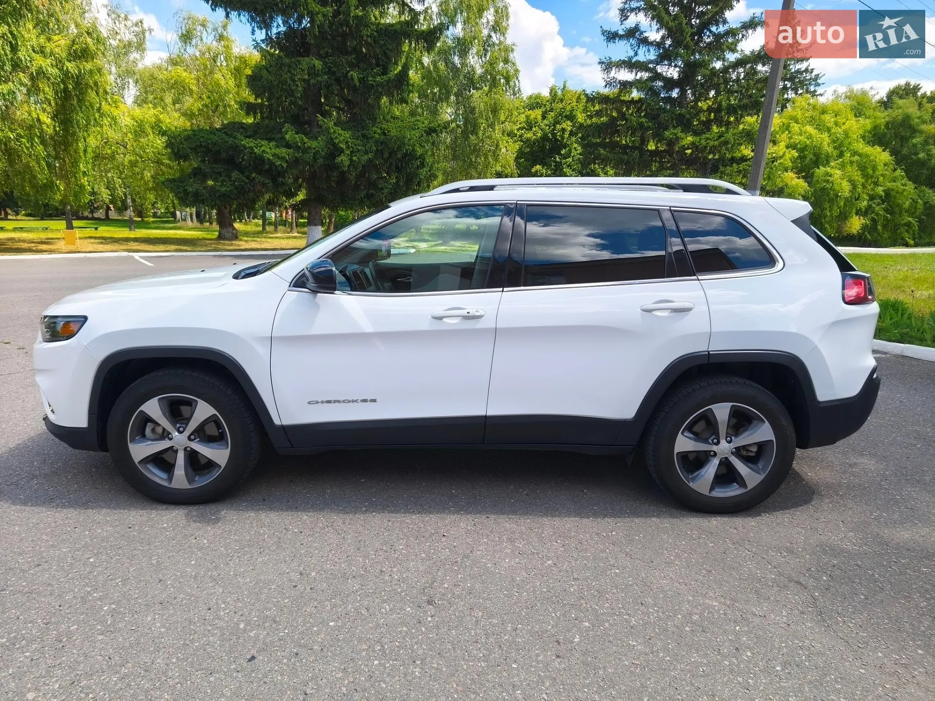 2019 Jeep Cherokee - мініатюра 5
