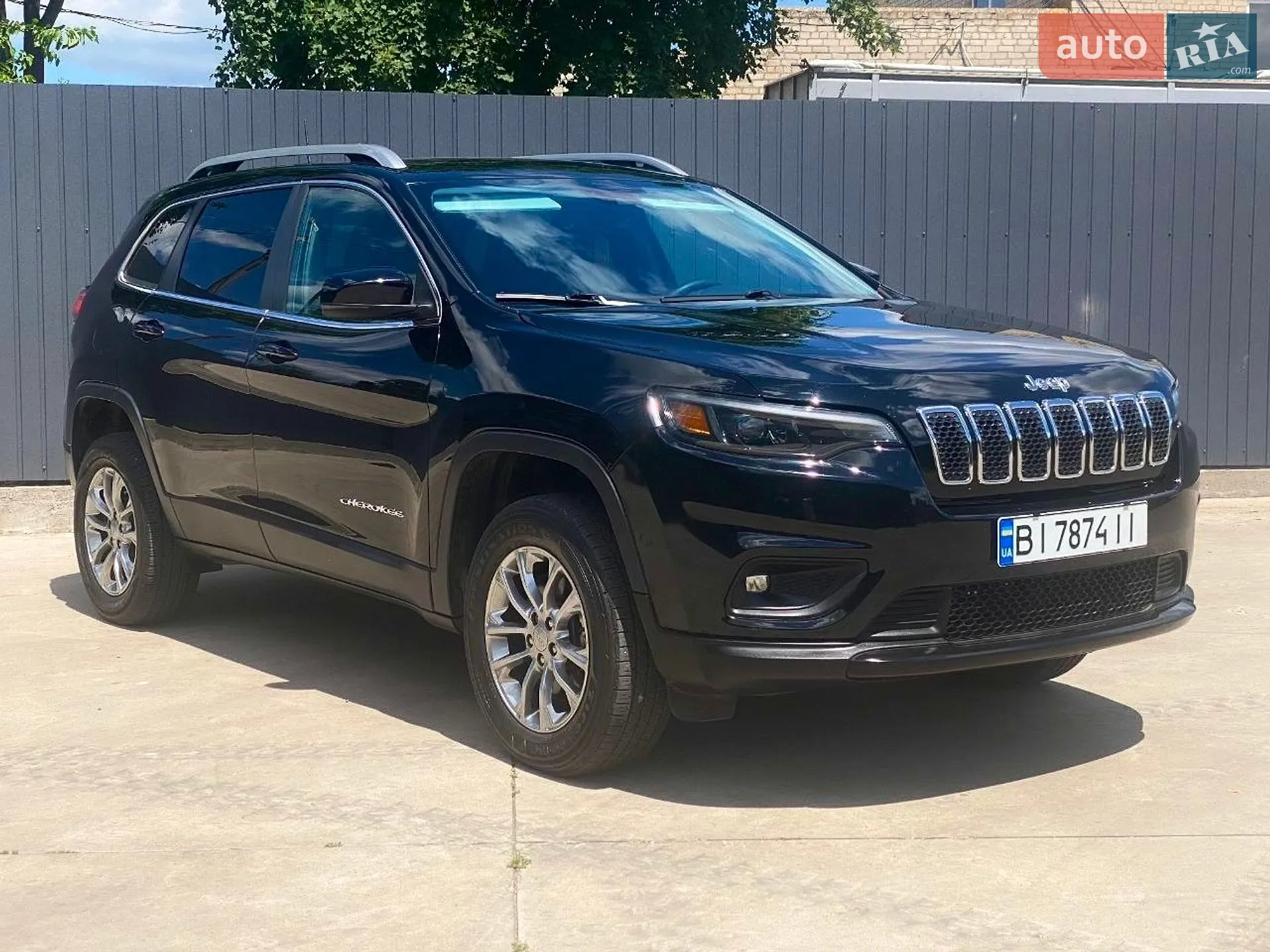 2021 Jeep Cherokee - мініатюра 3