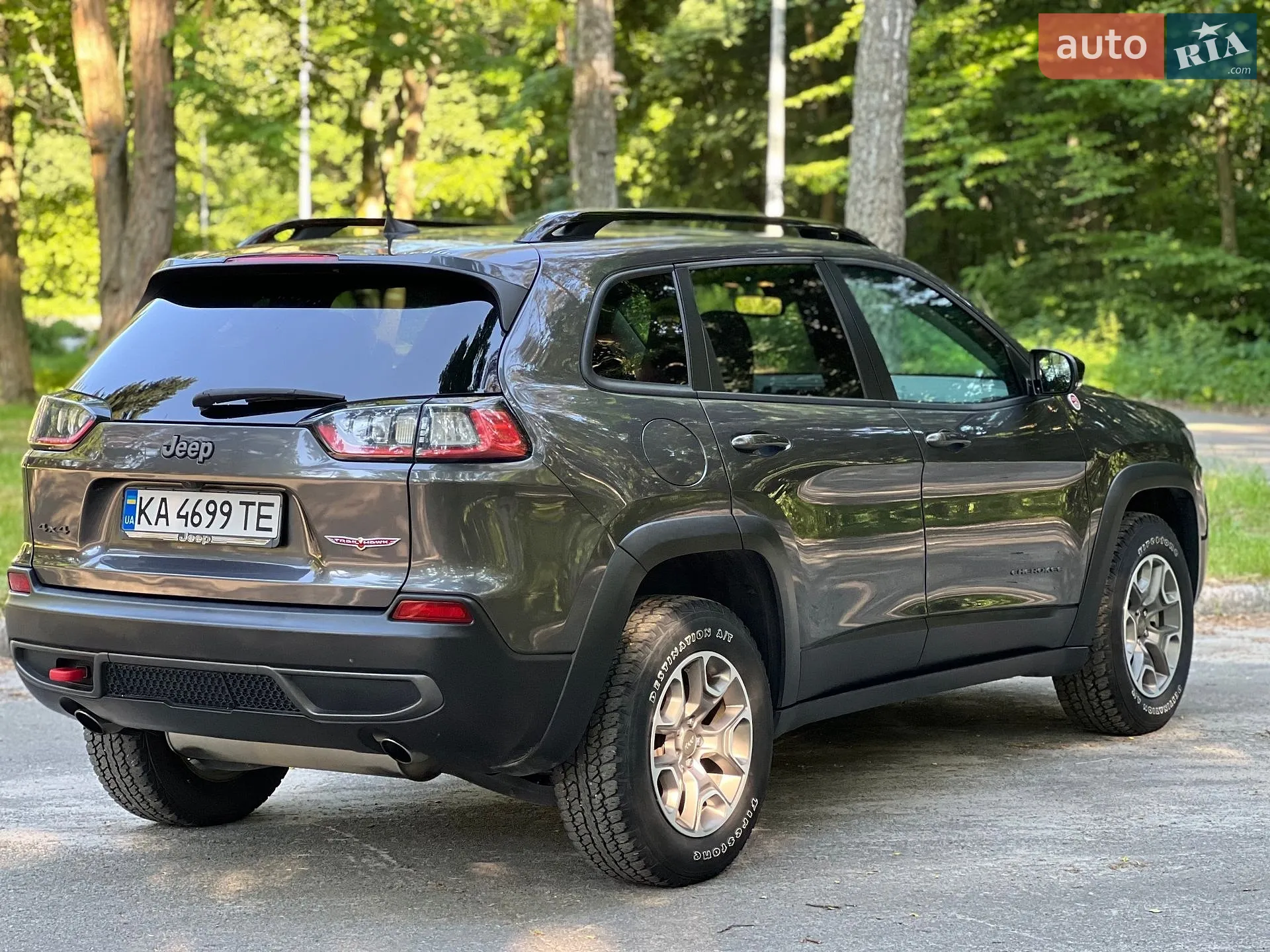 2022 Jeep Cherokee - мініатюра 13