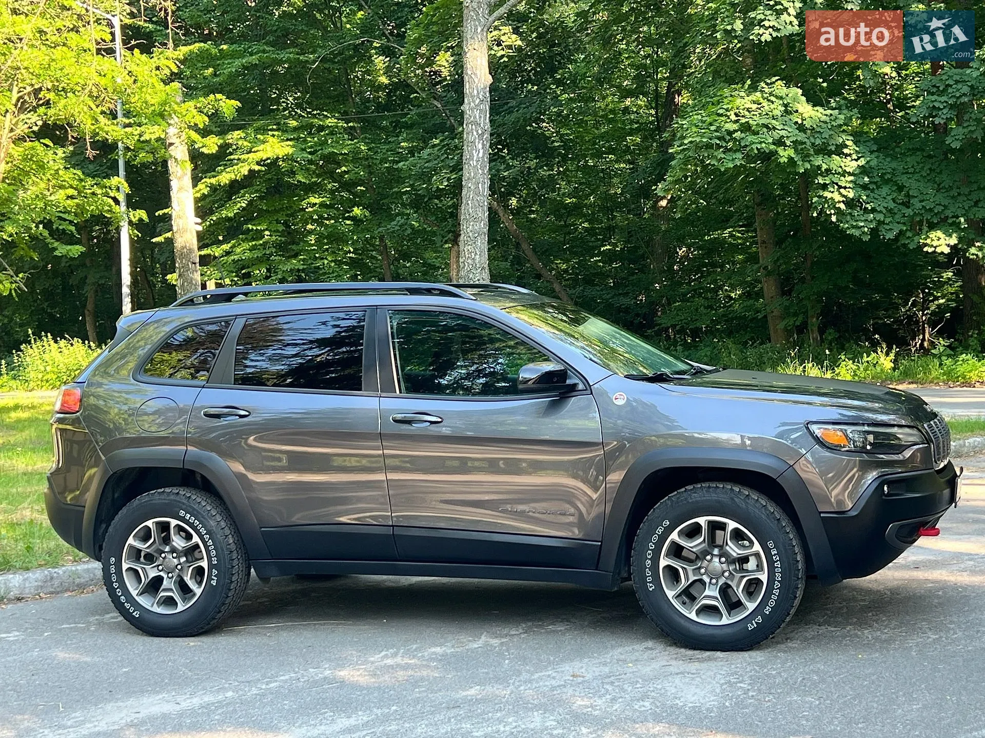 2022 Jeep Cherokee - мініатюра 10