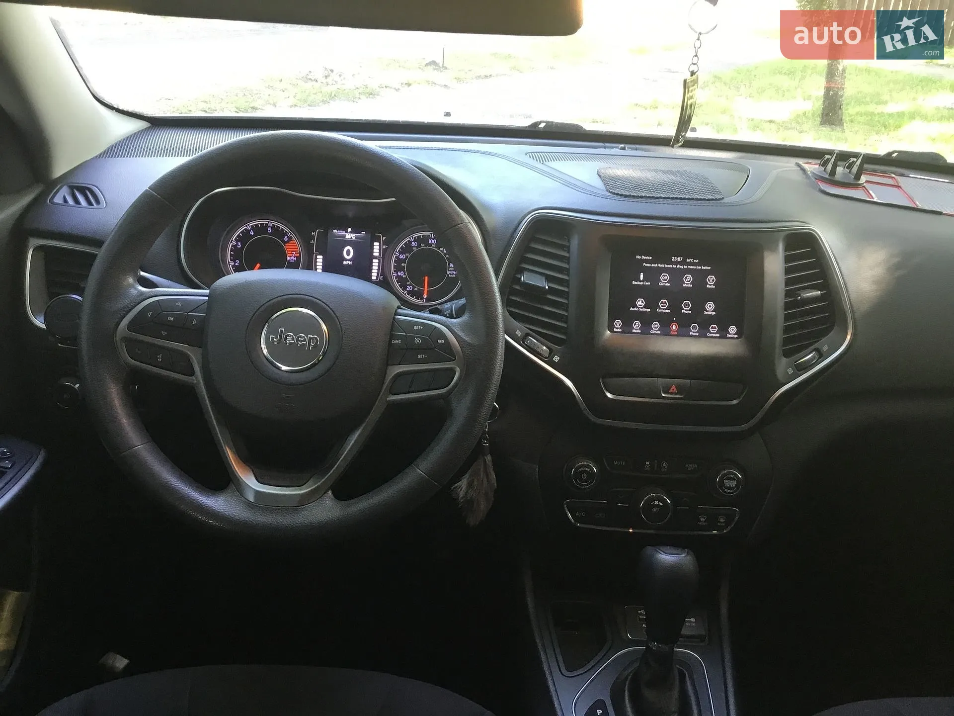 2018 Jeep Cherokee - мініатюра 16