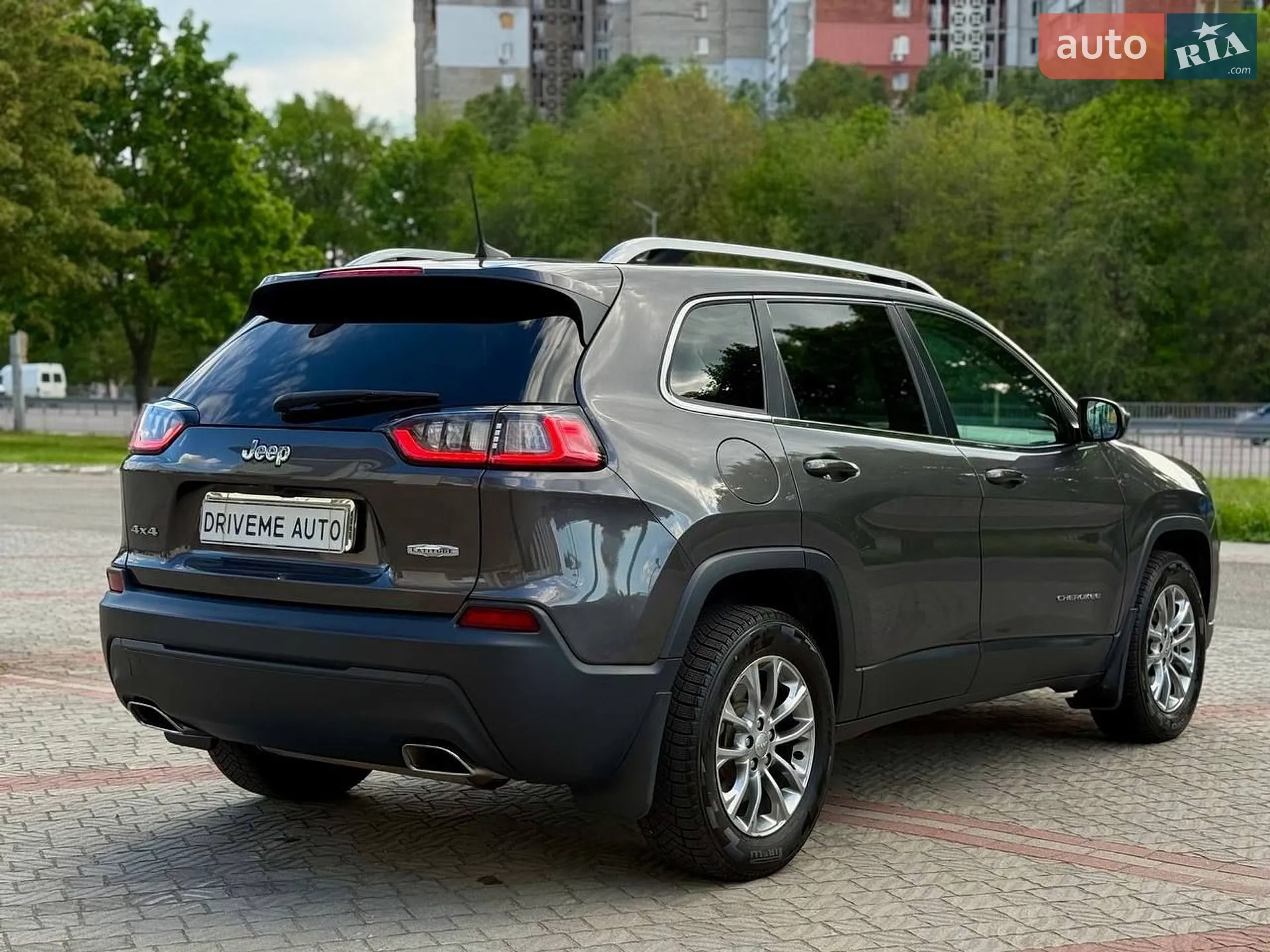 2018 Jeep Cherokee - мініатюра 4
