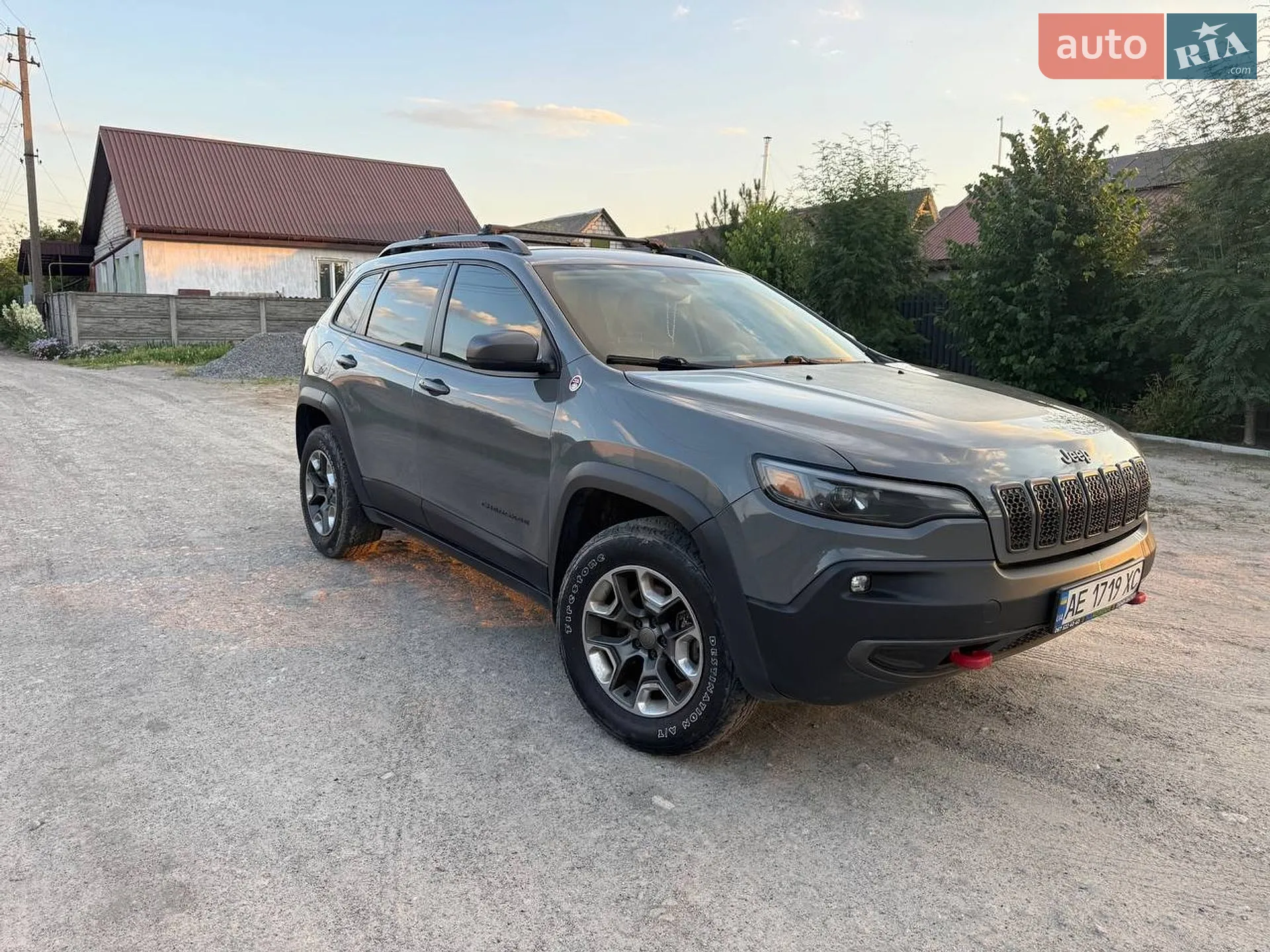 2019 Jeep Cherokee - мініатюра 5