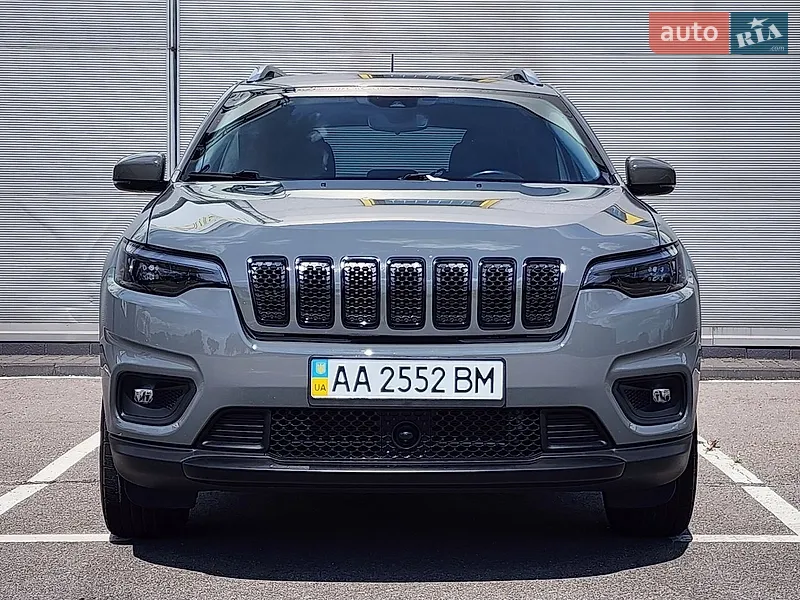 Jeep Cherokee