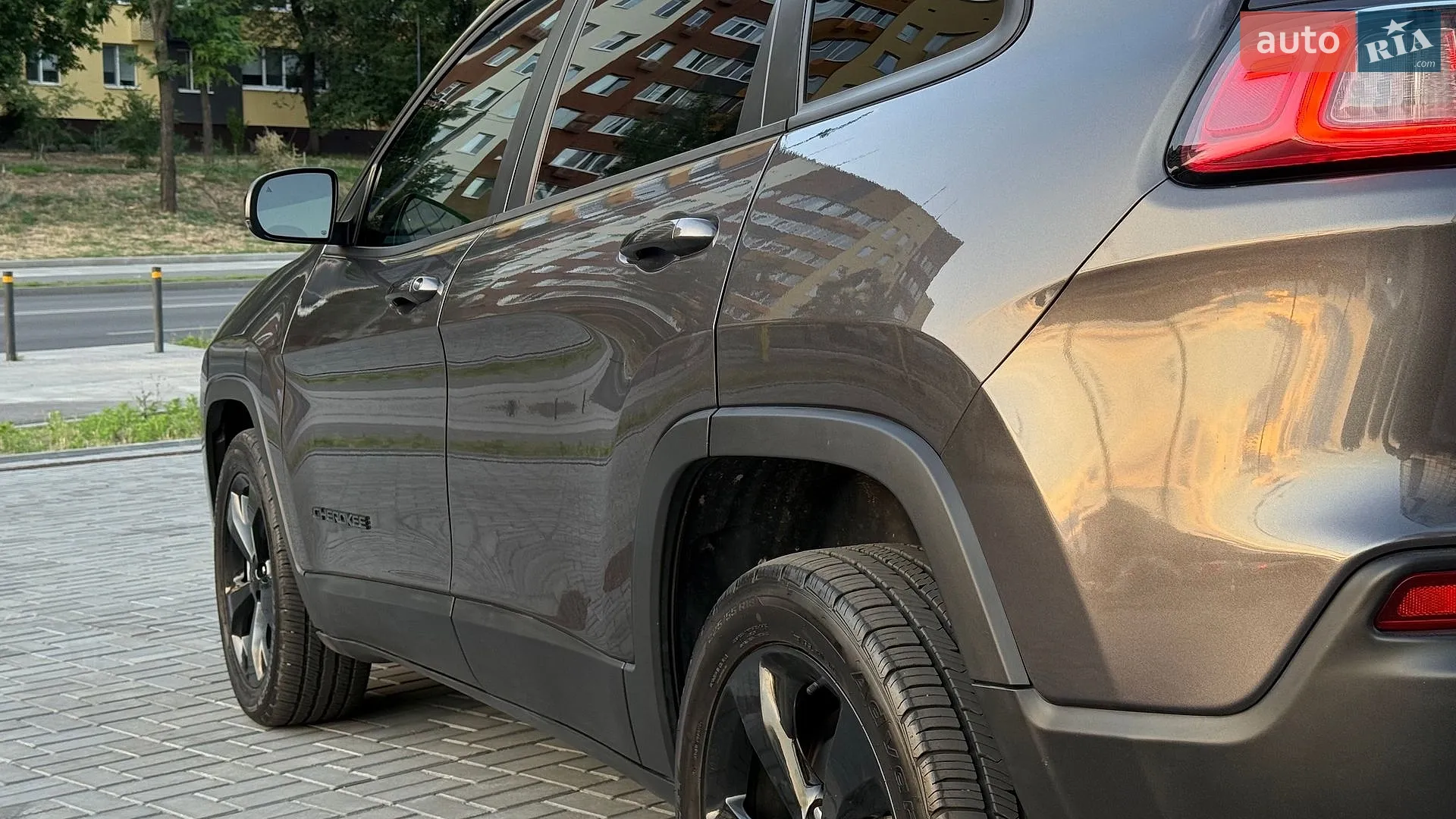 2021 Jeep Cherokee - мініатюра 27