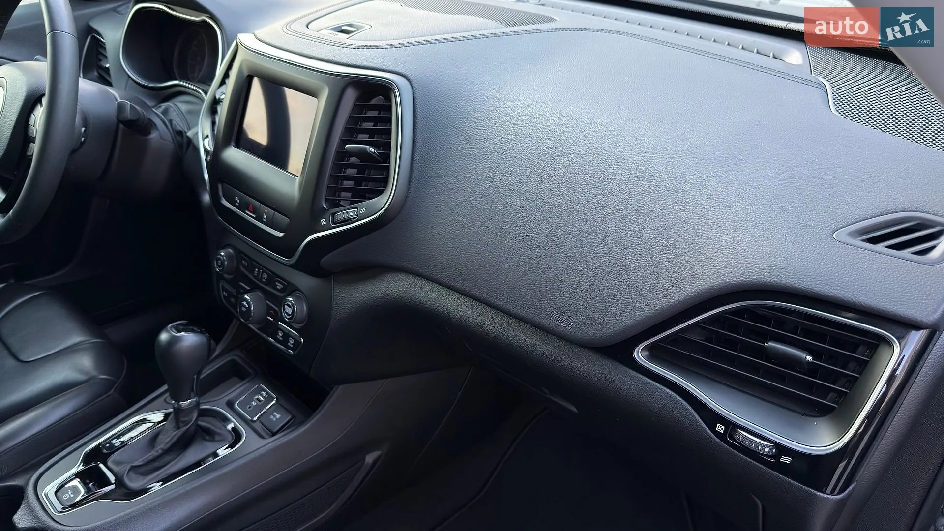 2021 Jeep Cherokee - мініатюра 47